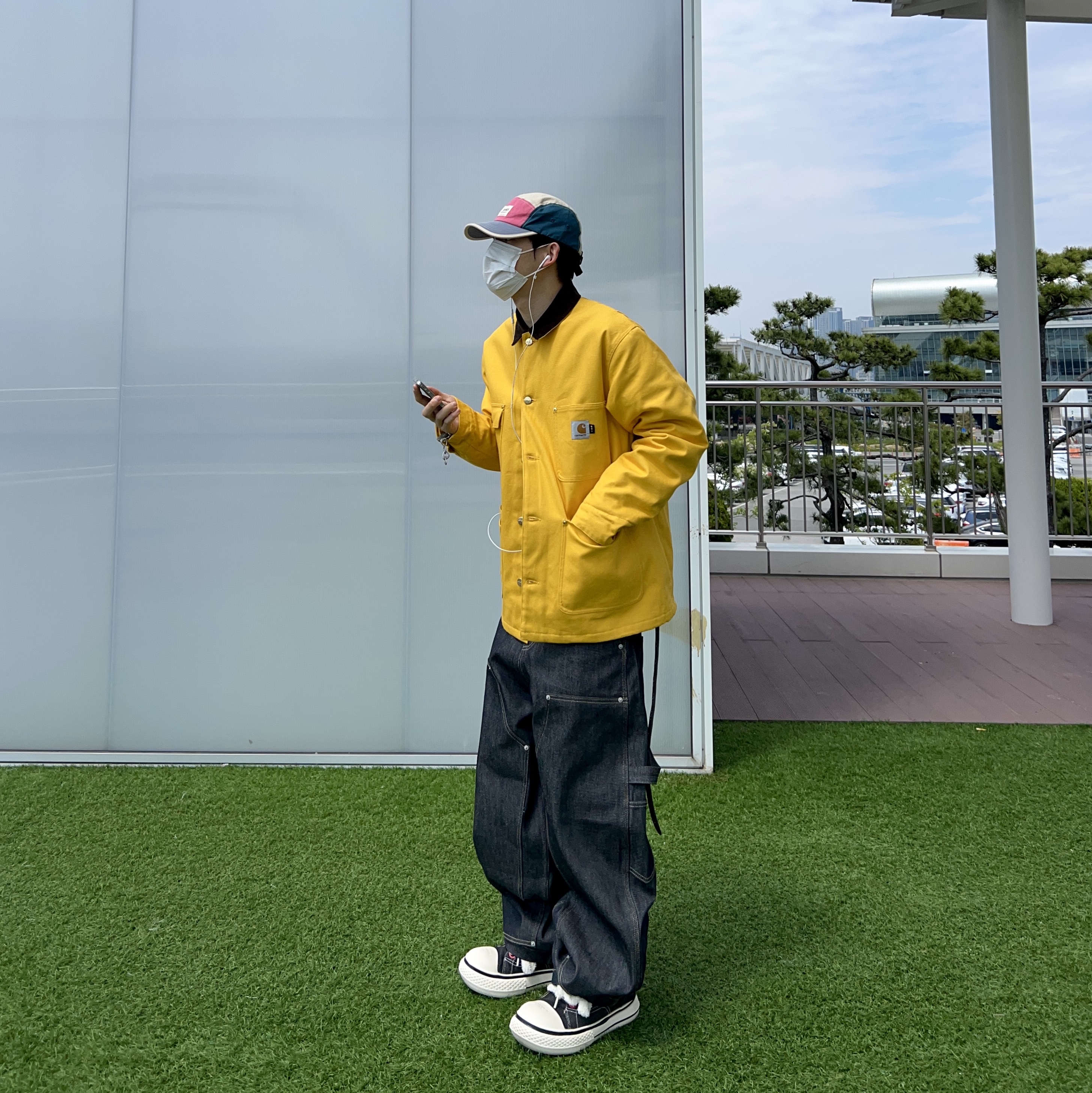 Carhartt WIP x IAB Studio OG Chore Coat Yellow, Supreme Hanes Bones Thermal Crew Natural (1 Pack) 착용 스타일 - 1