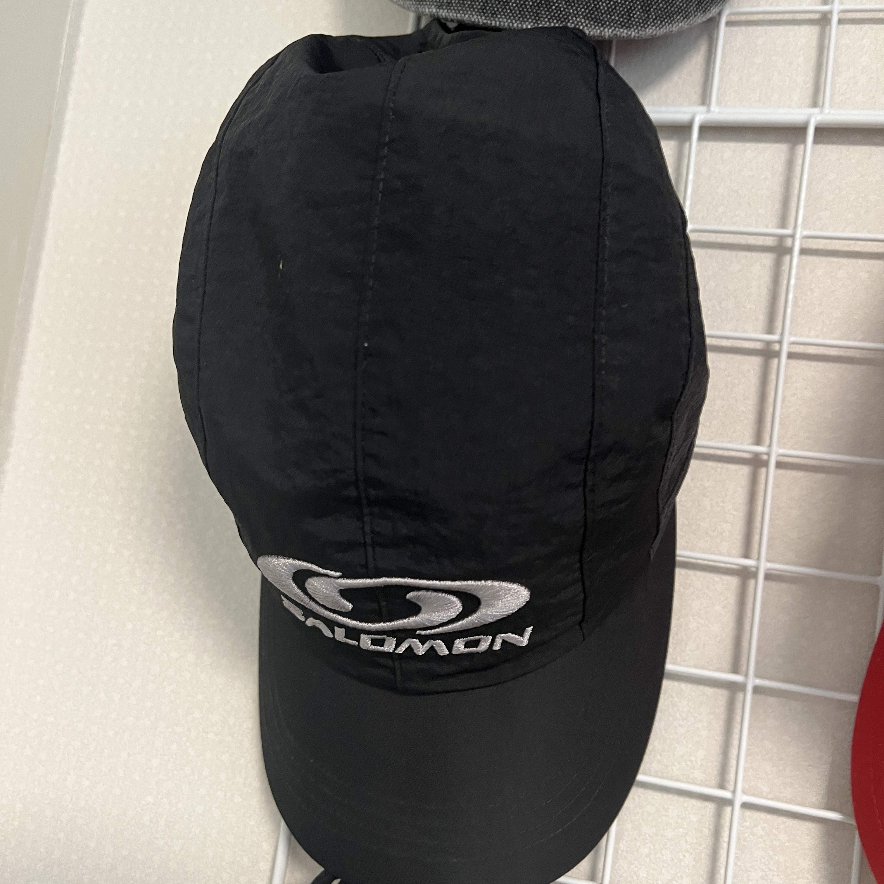 Salomon Link Camp Cap Black 착용 스타일