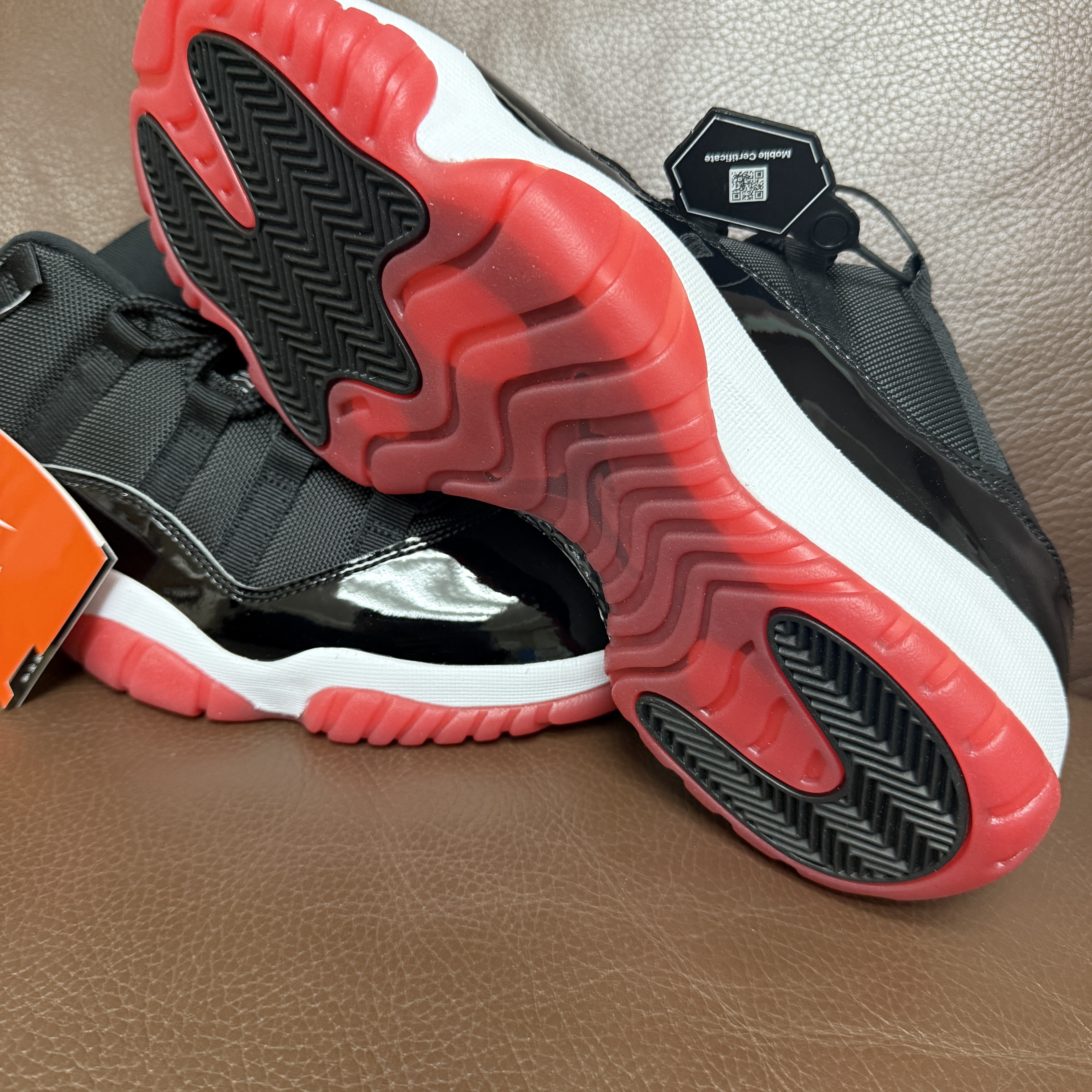 Jordan 11 Retro Low Bred 2025 착용 스타일 - 2