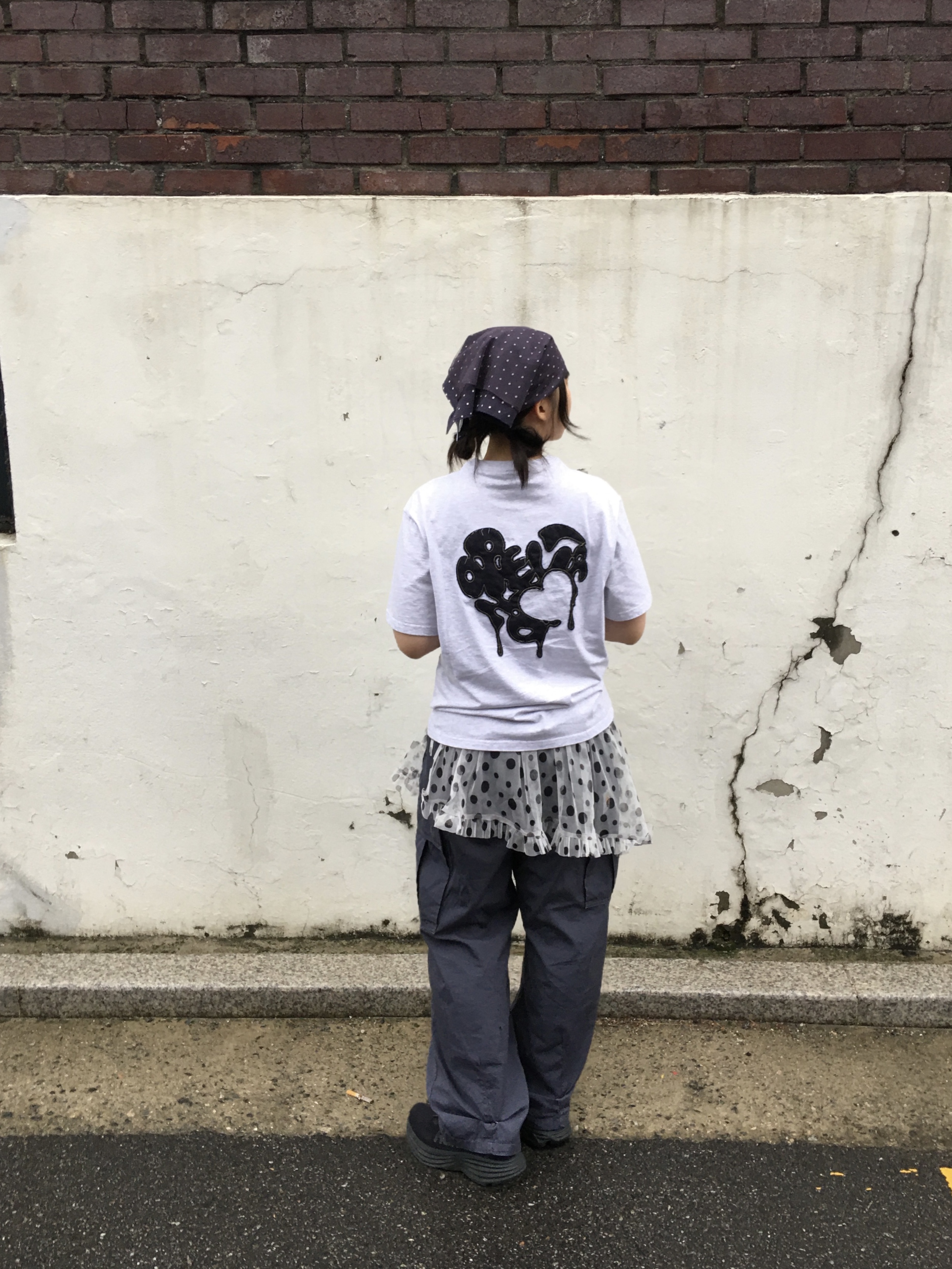 Carhartt WIP Cole Cargo Pants Zeus, Hoka Bondi 8 Black - Wide 착용 스타일 - 2