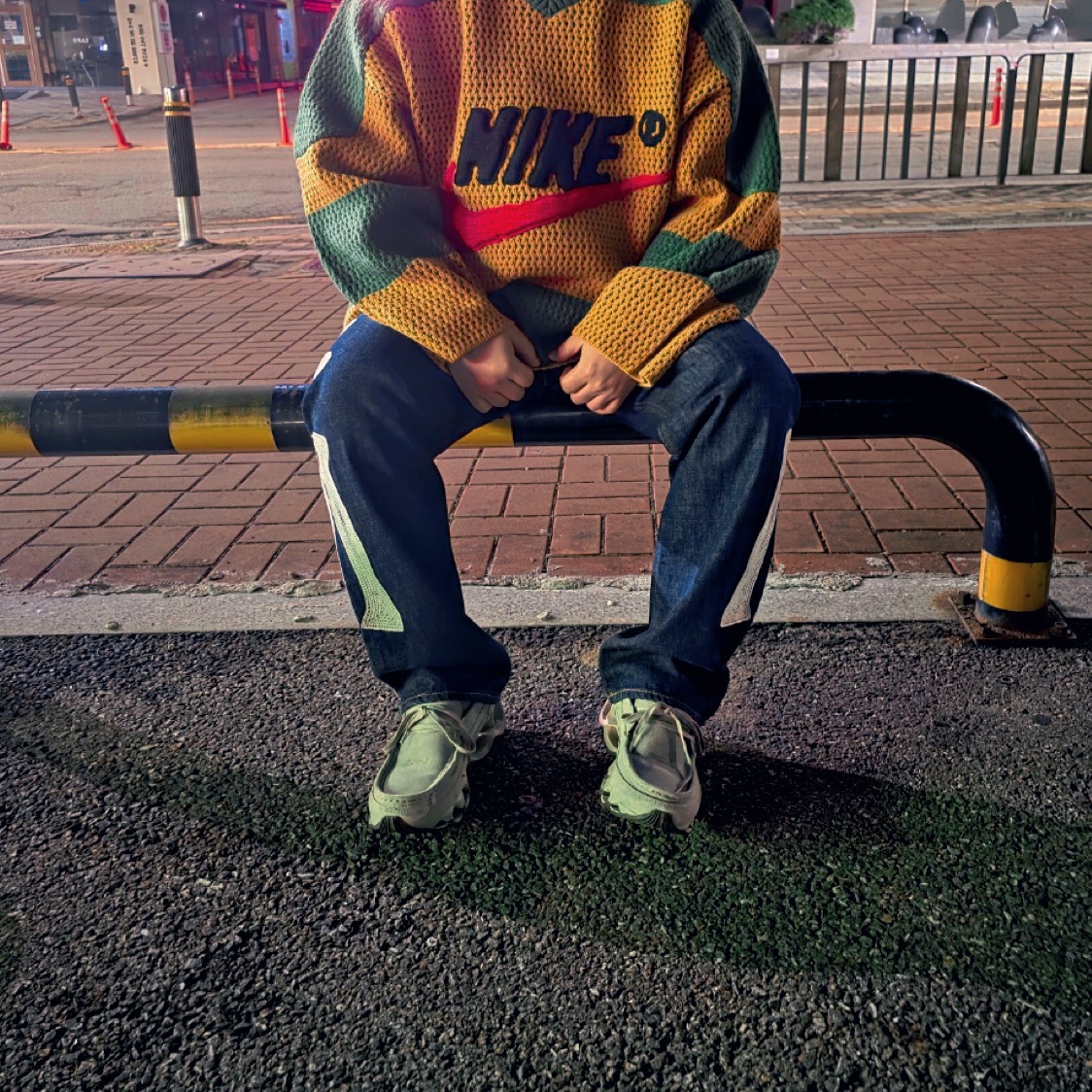 Nike x Cactus Plant Flea Market Crochet Hockey Sweater Chutney, Kapital 12.5 oz. Denim Mexican Tuxedo 5P Okagilly Pants Indigo 착용 스타일