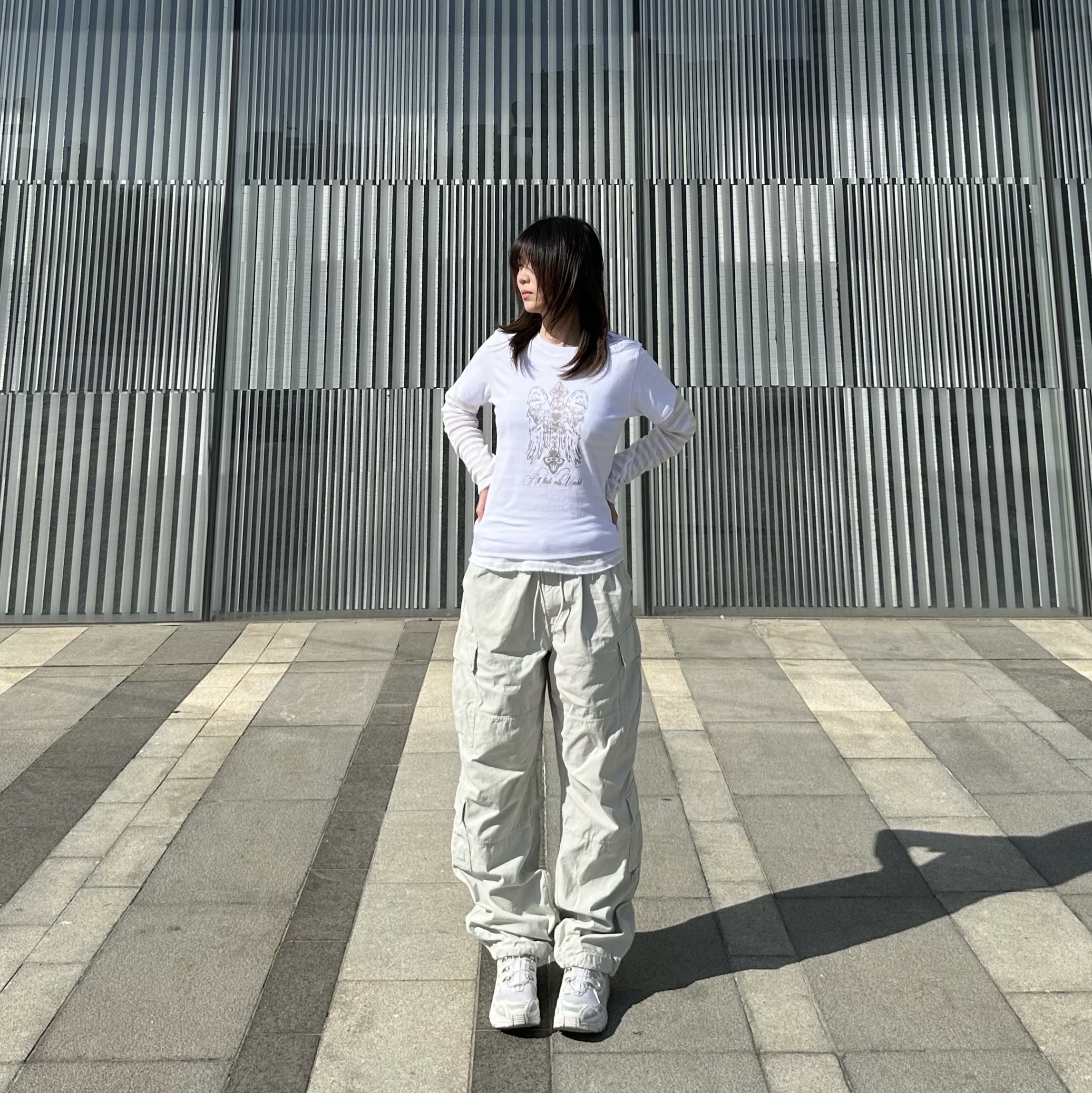 Salomon ACS + White Silver 착용 스타일 - 3