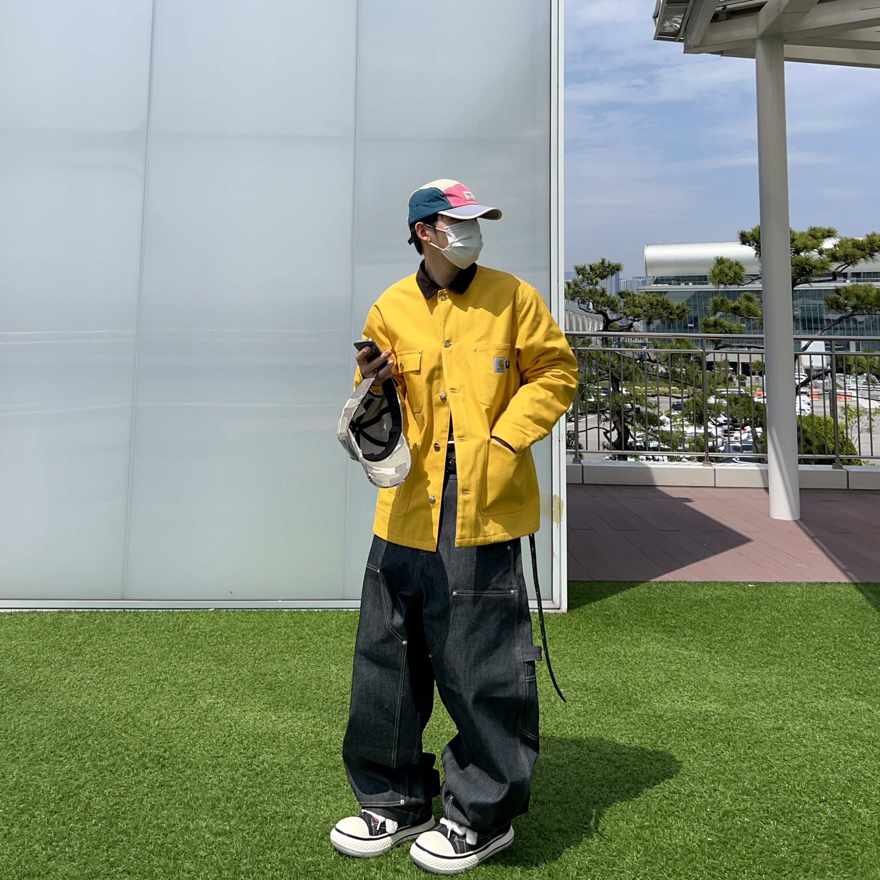 Carhartt WIP x IAB Studio OG Chore Coat Yellow, Supreme Hanes Bones Thermal Crew Natural (1 Pack) 착용 스타일 - 4