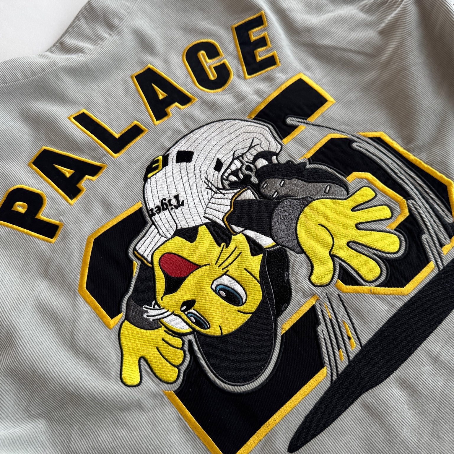 Palace Hanshin Tigers Jersey Stone - 25SS 착용 스타일 - 5