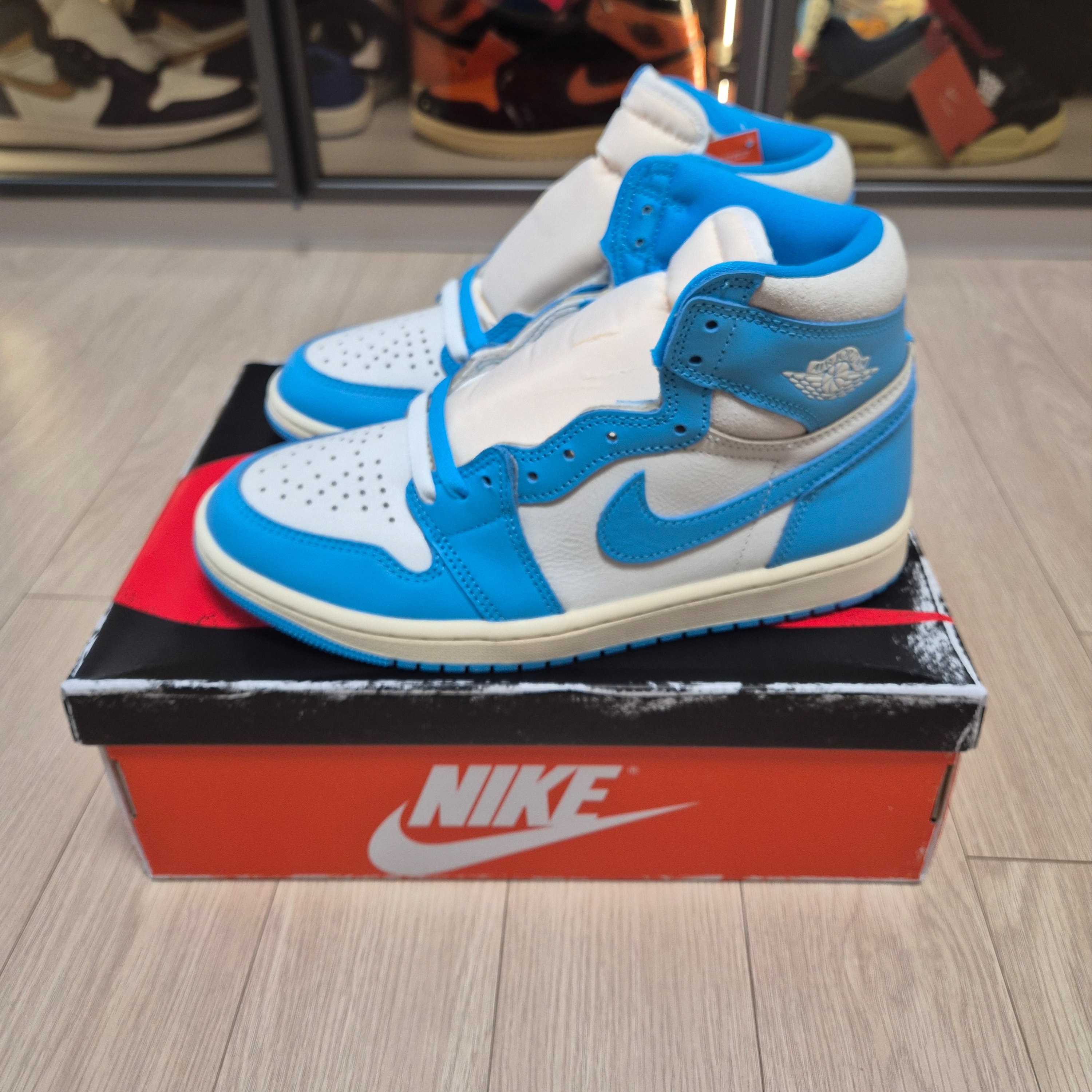 Jordan 1 Retro High OG UNC Reimagined, Jordan 1 Retro High OG Chicago 2022 착용 스타일 - 3