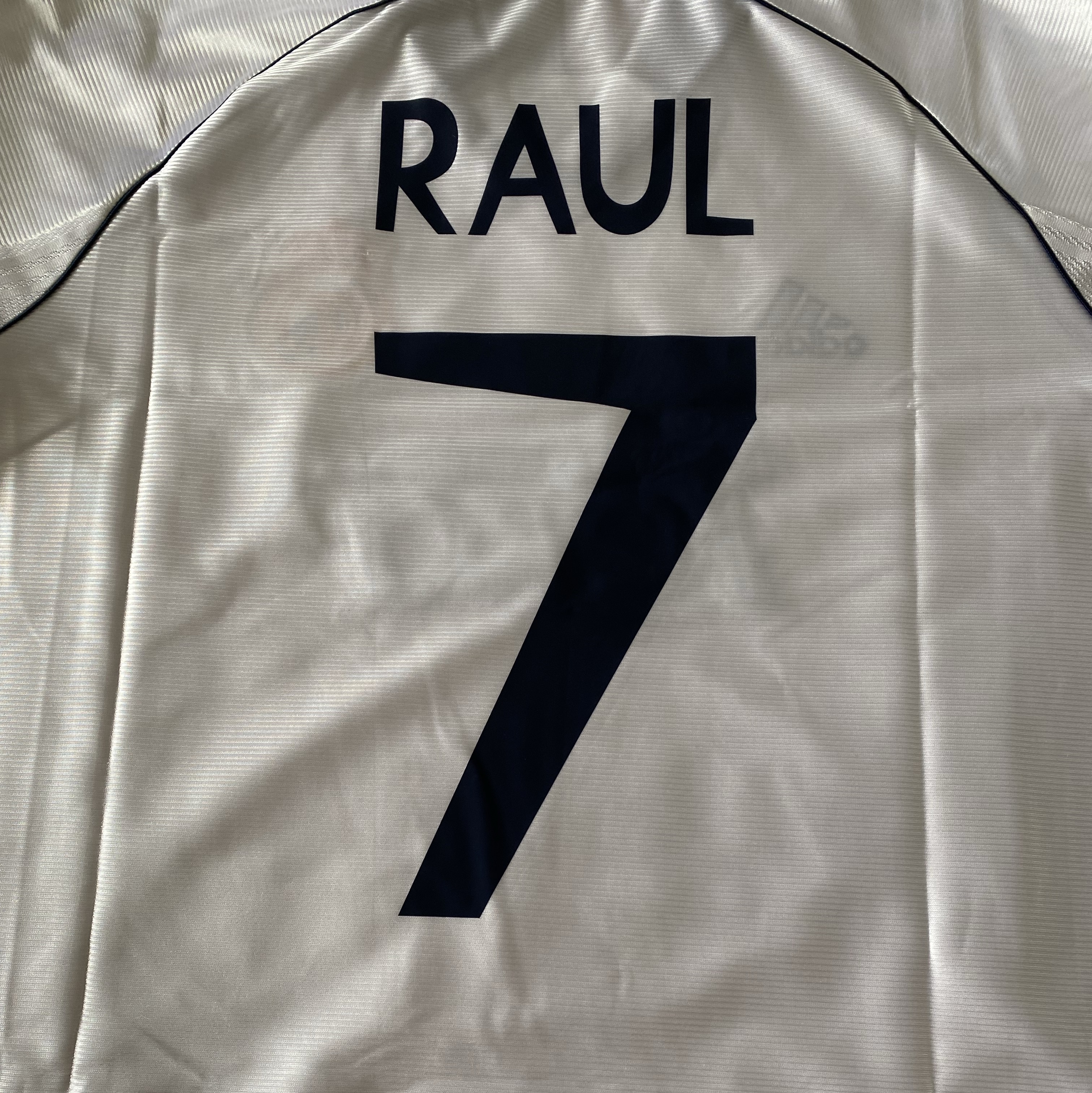 Adidas Real Madrid 99/00 Home Jersey White - KR Sizing (Non Marking Ver.) 착용 스타일 - 2