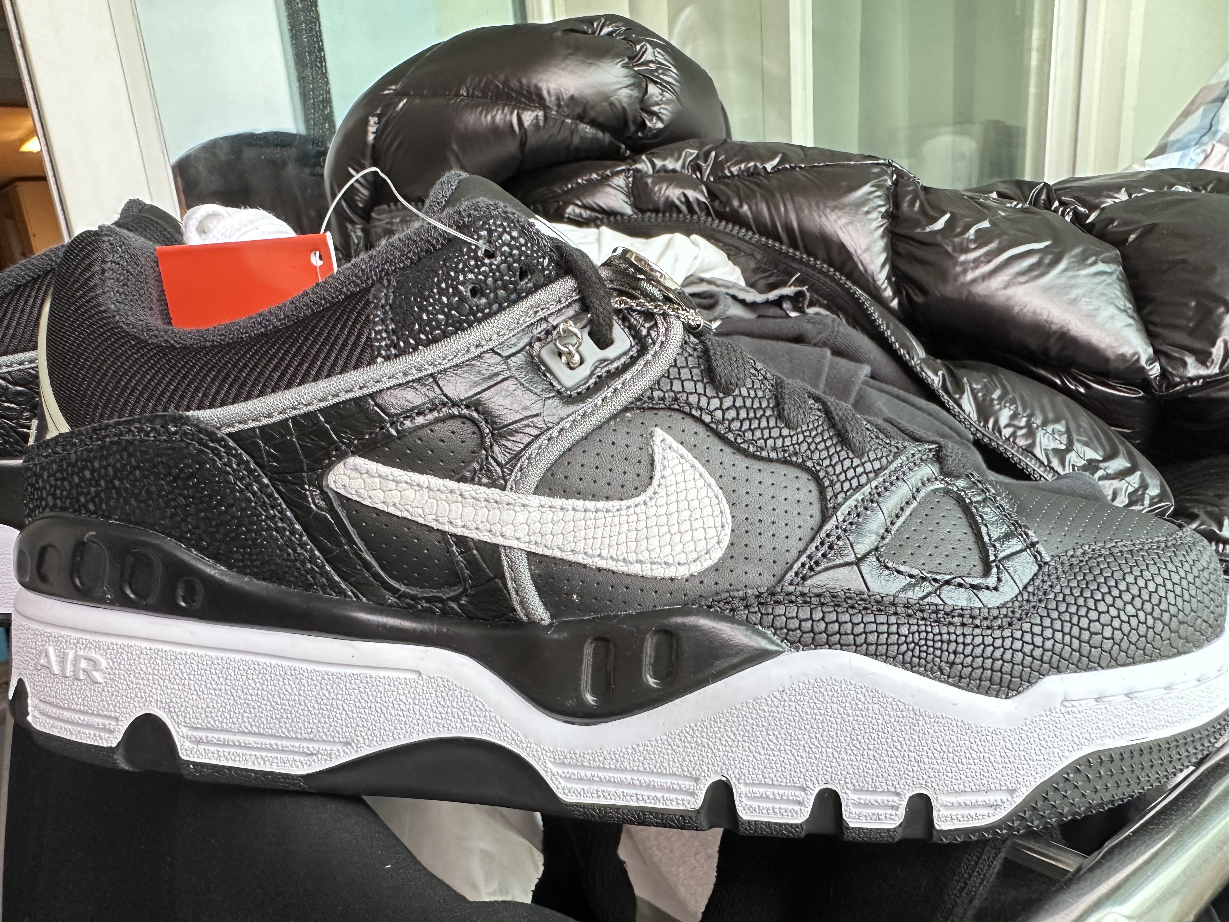 Nike x Nigo Air Force 3 Low SP Black and White 착용 스타일
