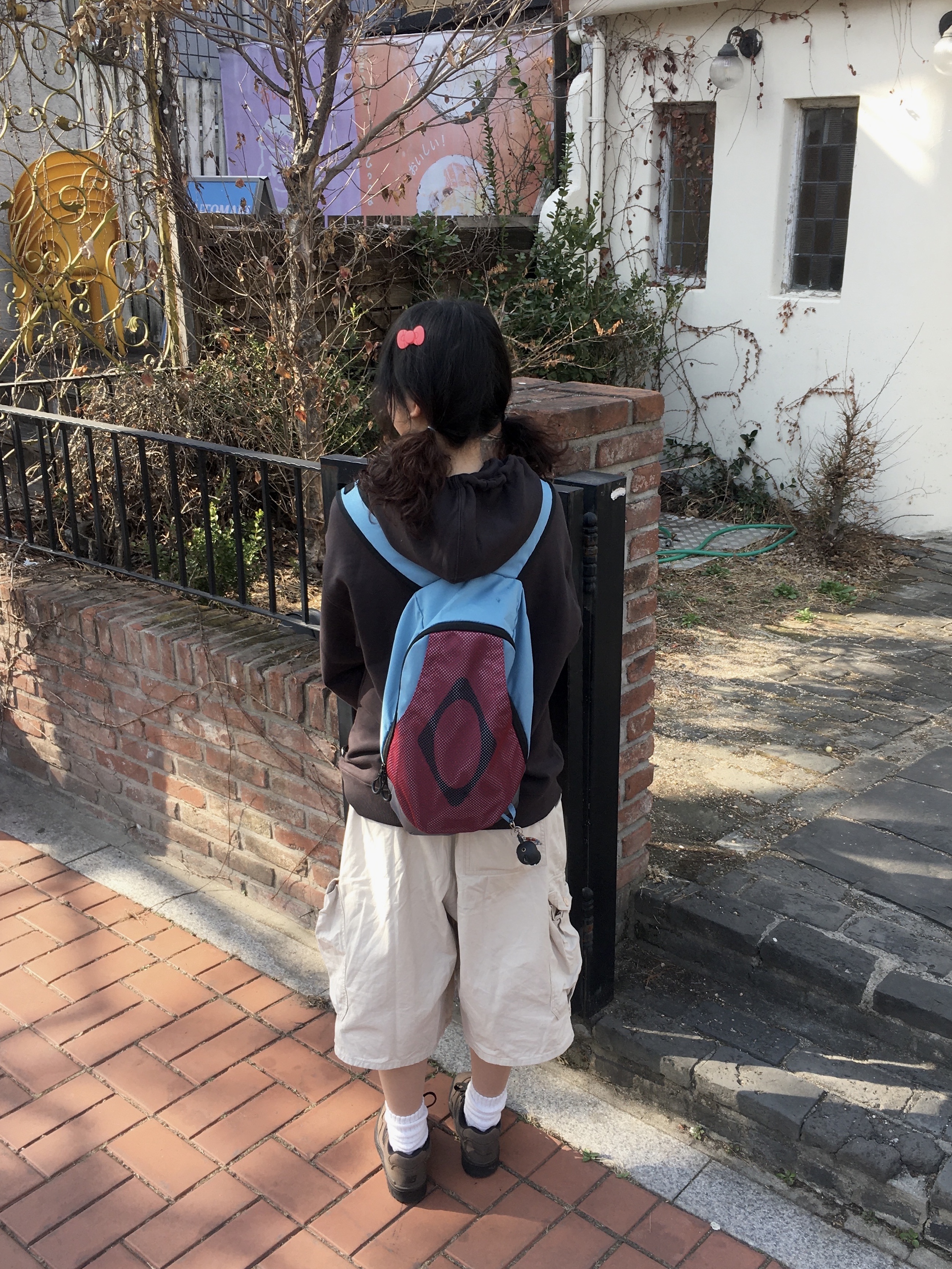 Human Made Military Card Case Olive Drab, New Balance x Thisisneverthat 550 Brown Black 착용 스타일 - 2