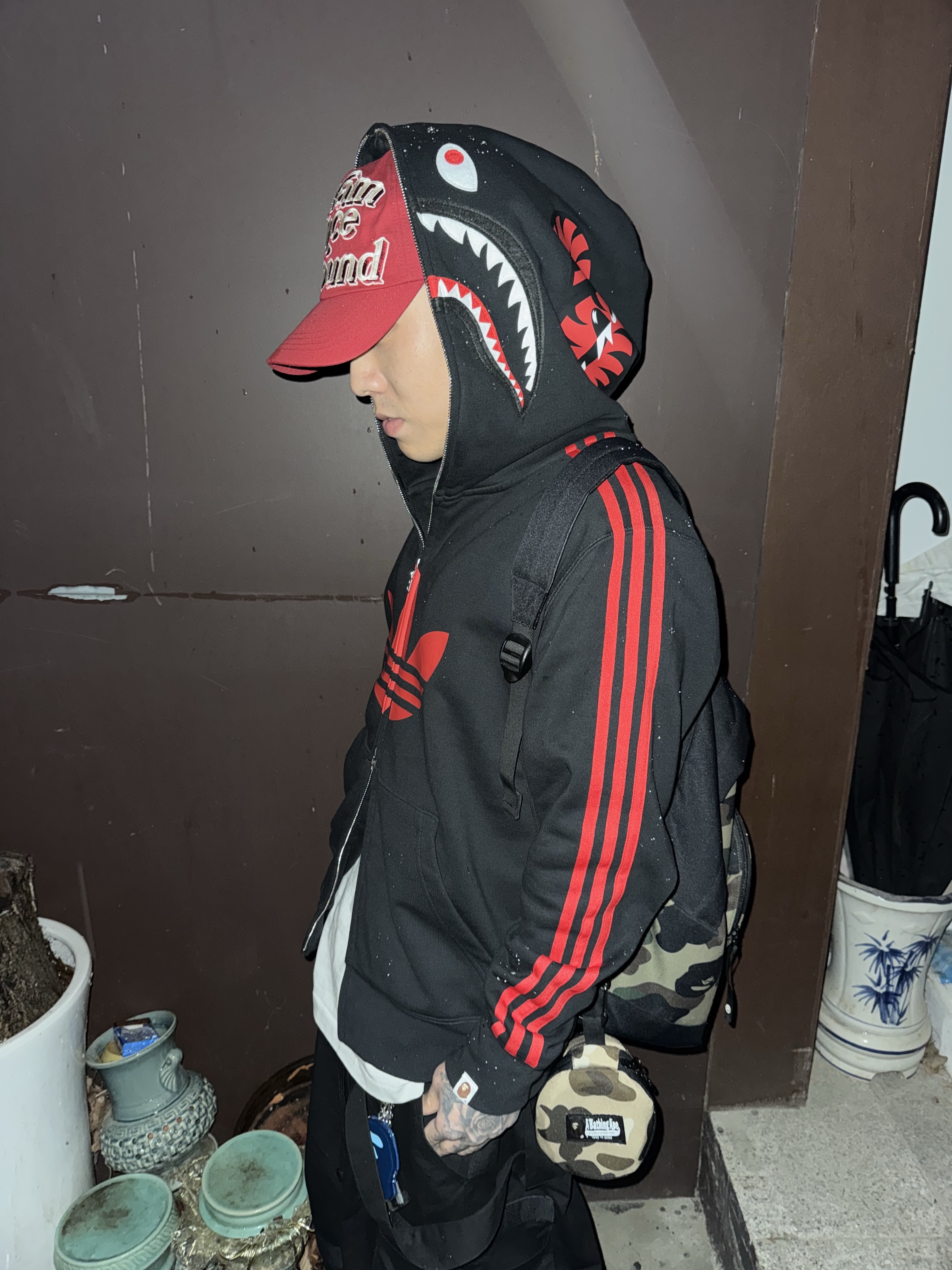 Adidas x BAPE Ultimate Shark Hoodie Black - KR Sizing 착용 스타일 - 3