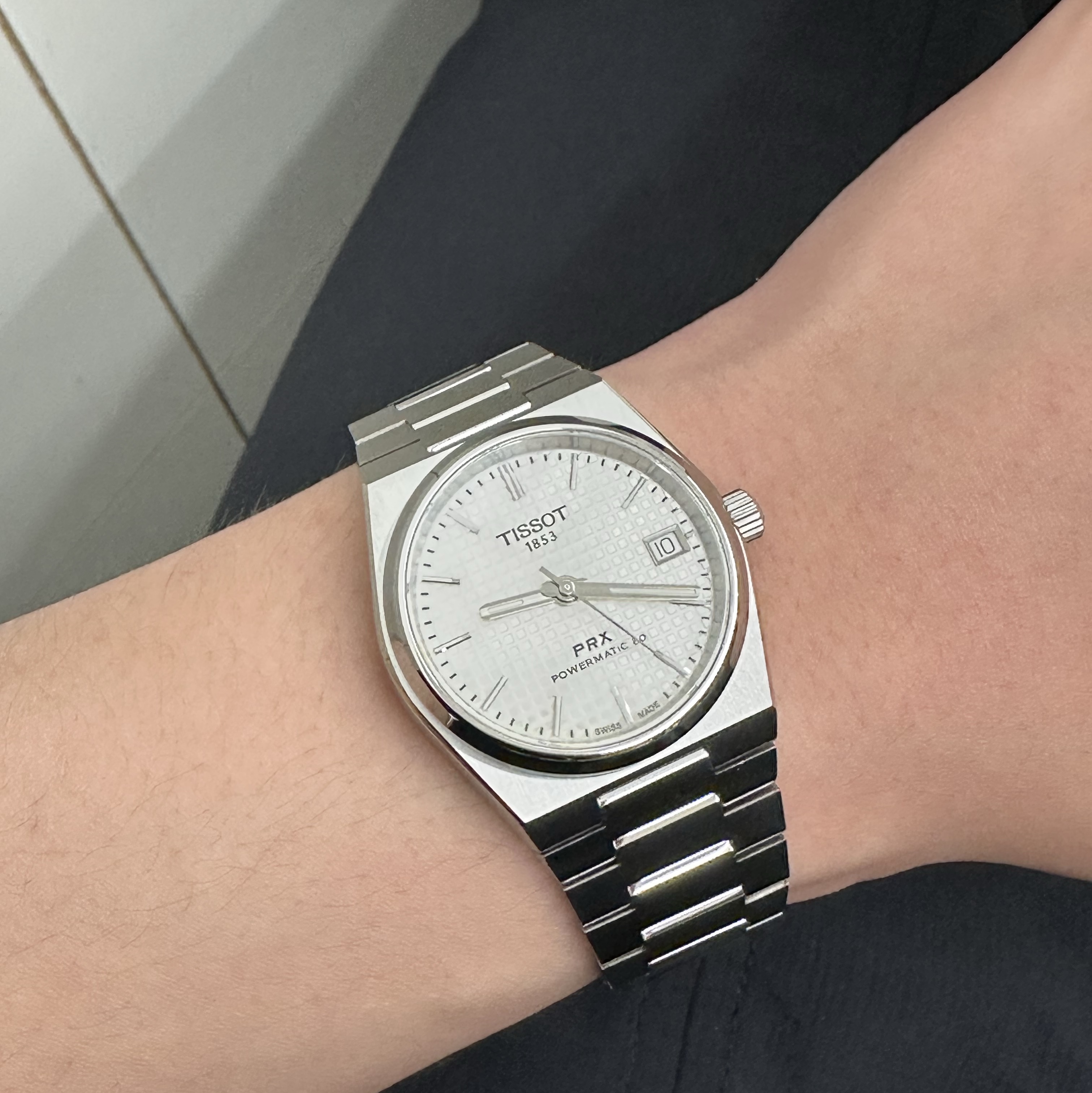 Tissot PRX Powermatic 80 35mm Steel Mother of Pearl 착용 스타일 - 1