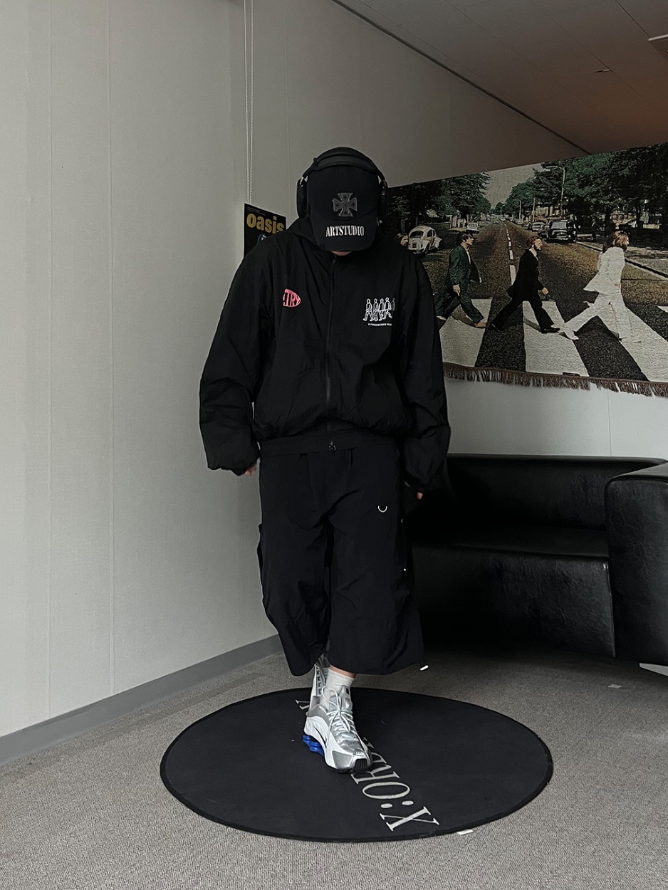 ETCE Cross Destroyed Cap Black, Nike Shox R4 White Racer Blue 착용 스타일 - 5