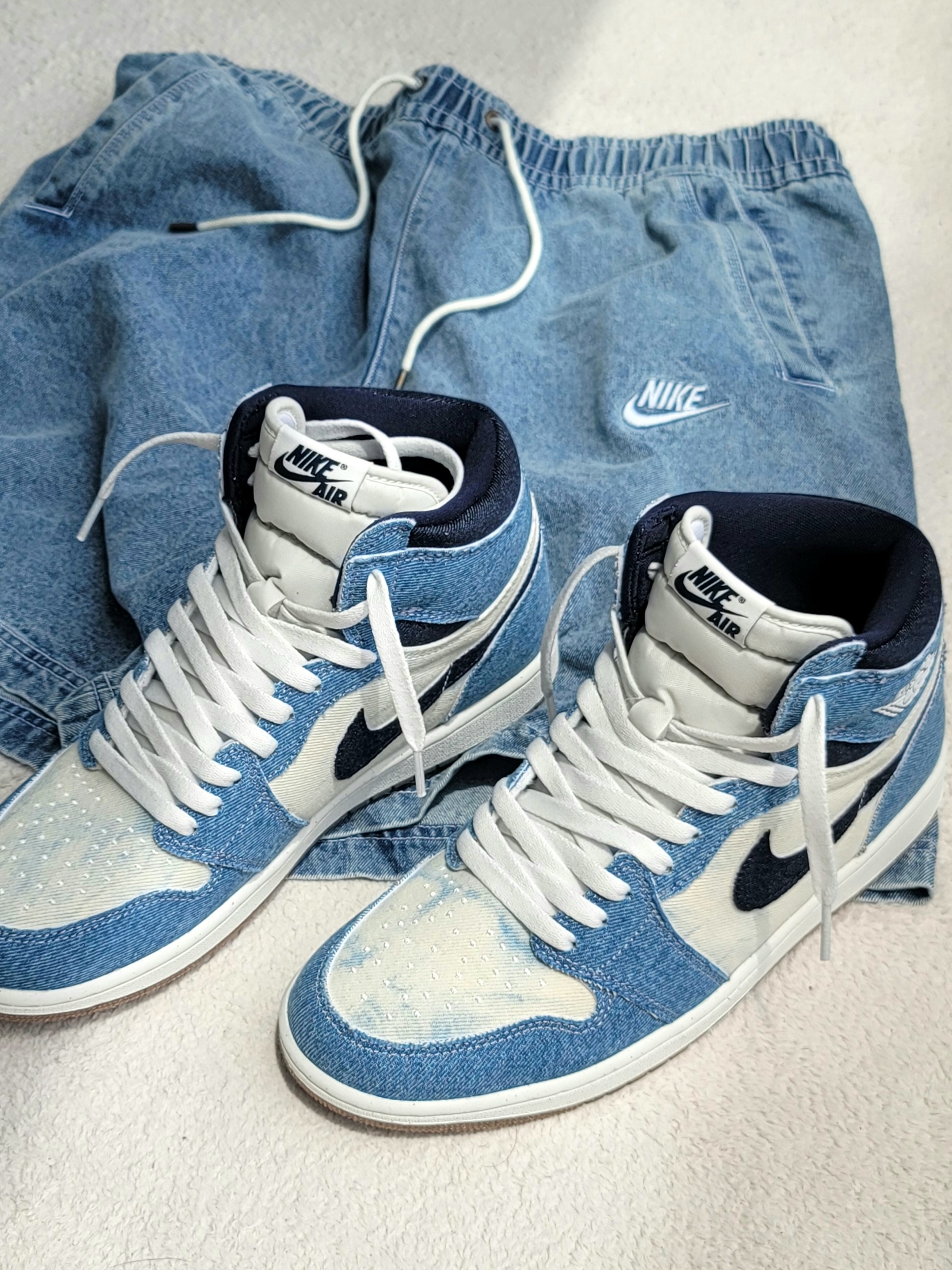Jordan 1 Retro High OG Denim 착용 스타일