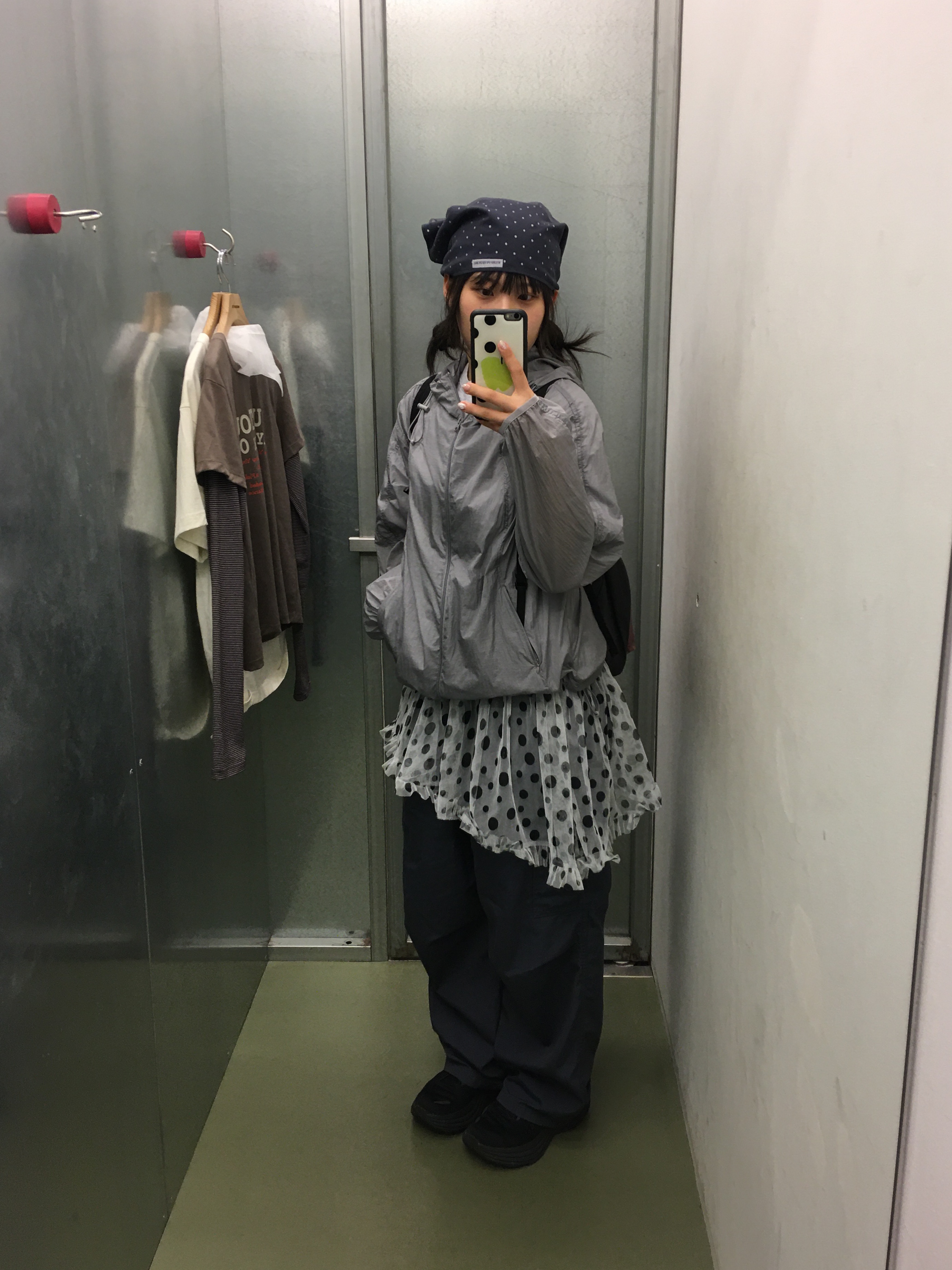 Carhartt WIP Cole Cargo Pants Zeus, Hoka Bondi 8 Black - Wide 착용 스타일 - 1