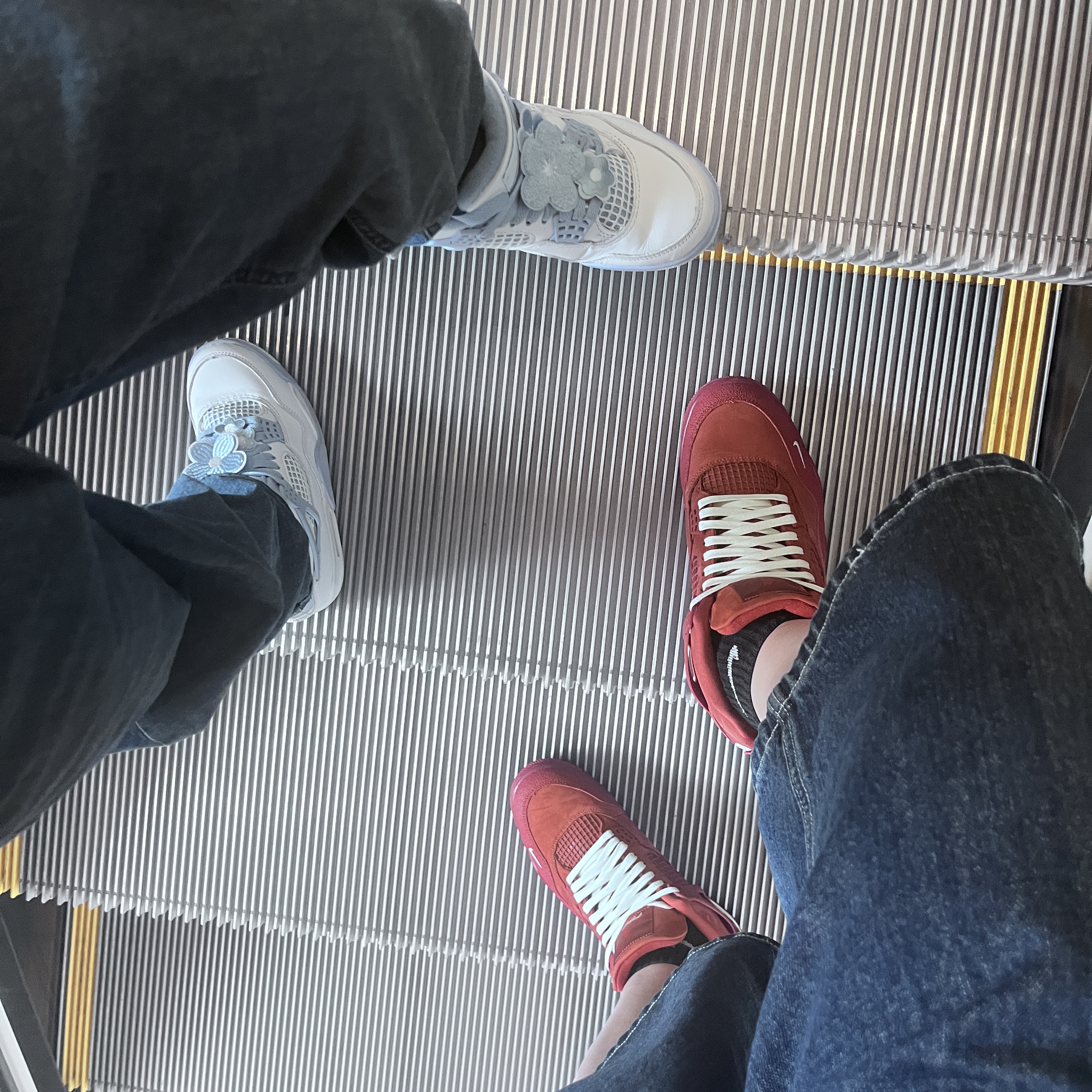 (W) Jordan 4 Retro Aluminum, Jordan 4 x Nigel Sylvester Retro OG SP Brick by Brick 착용 스타일 - 5
