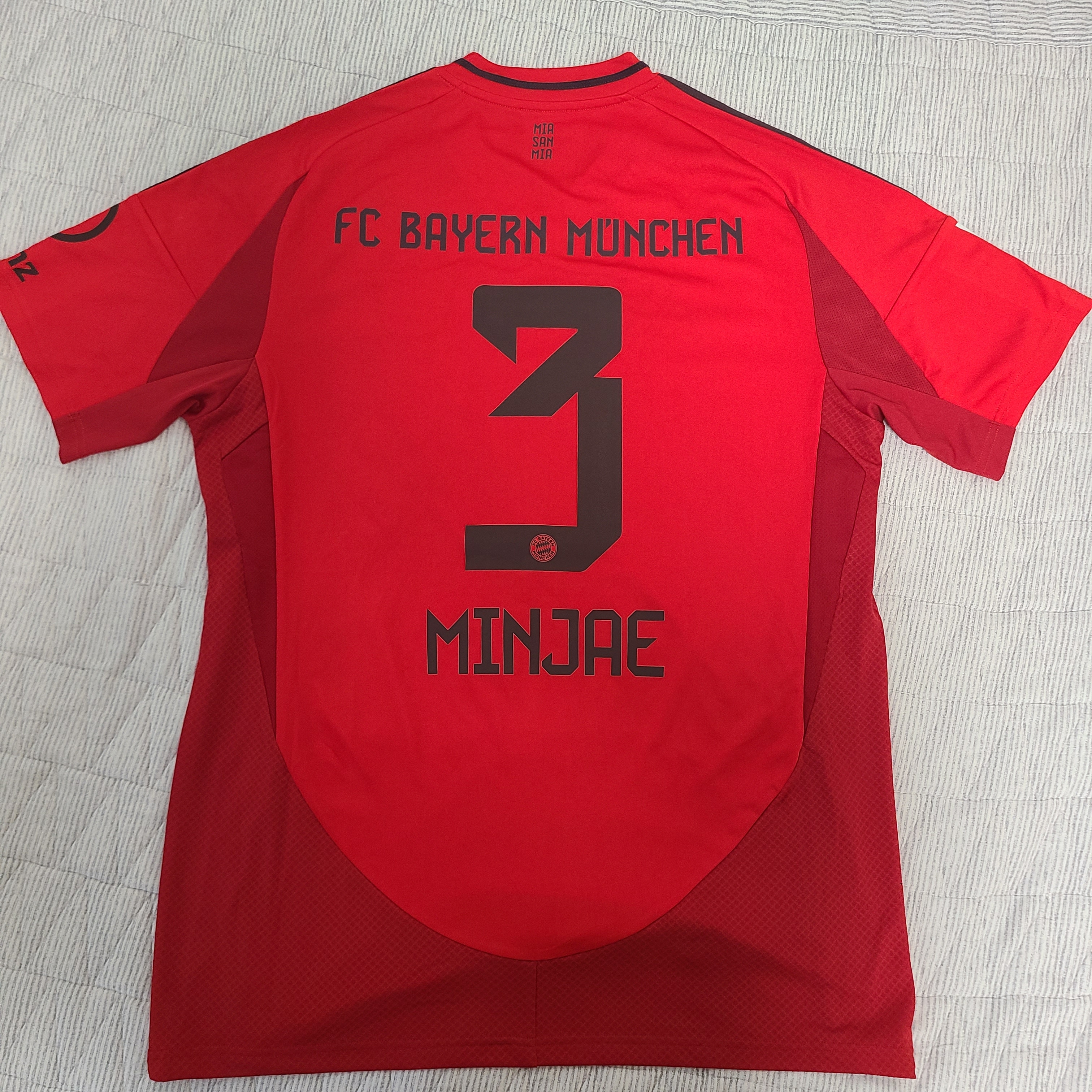 Adidas Bayern Munchen 2024/25 Home Jersey Red - KR Sizing (Non Marking Ver.) 착용 스타일