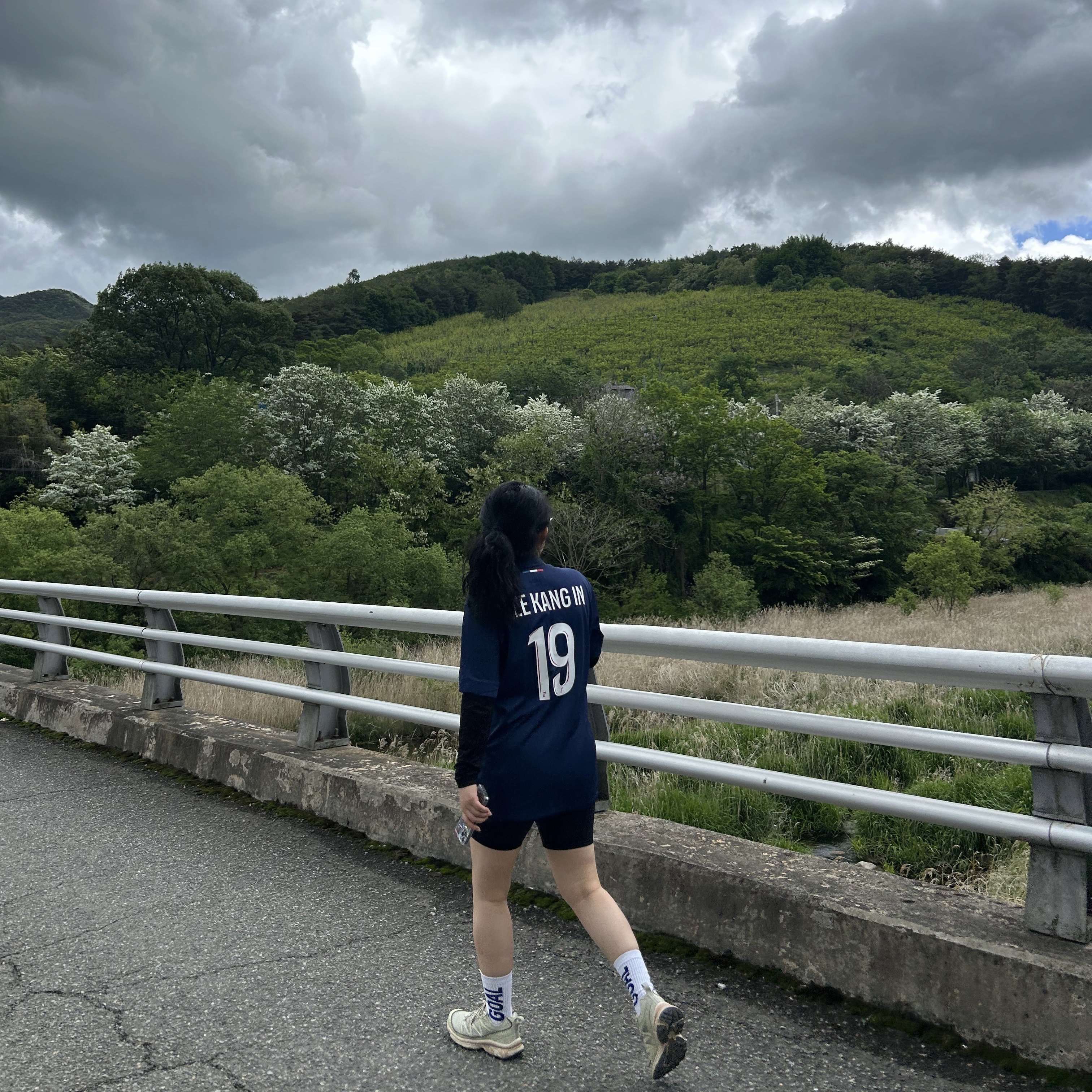 Nike Paris Saint-Germain 2024/25 Dri-Fit Stadium Home Replica Jersey Midnight Navy (Non Marking Ver.), Salomon XT-6 Expanse Alfalfa Shortbread 착용 스타일 - 2
