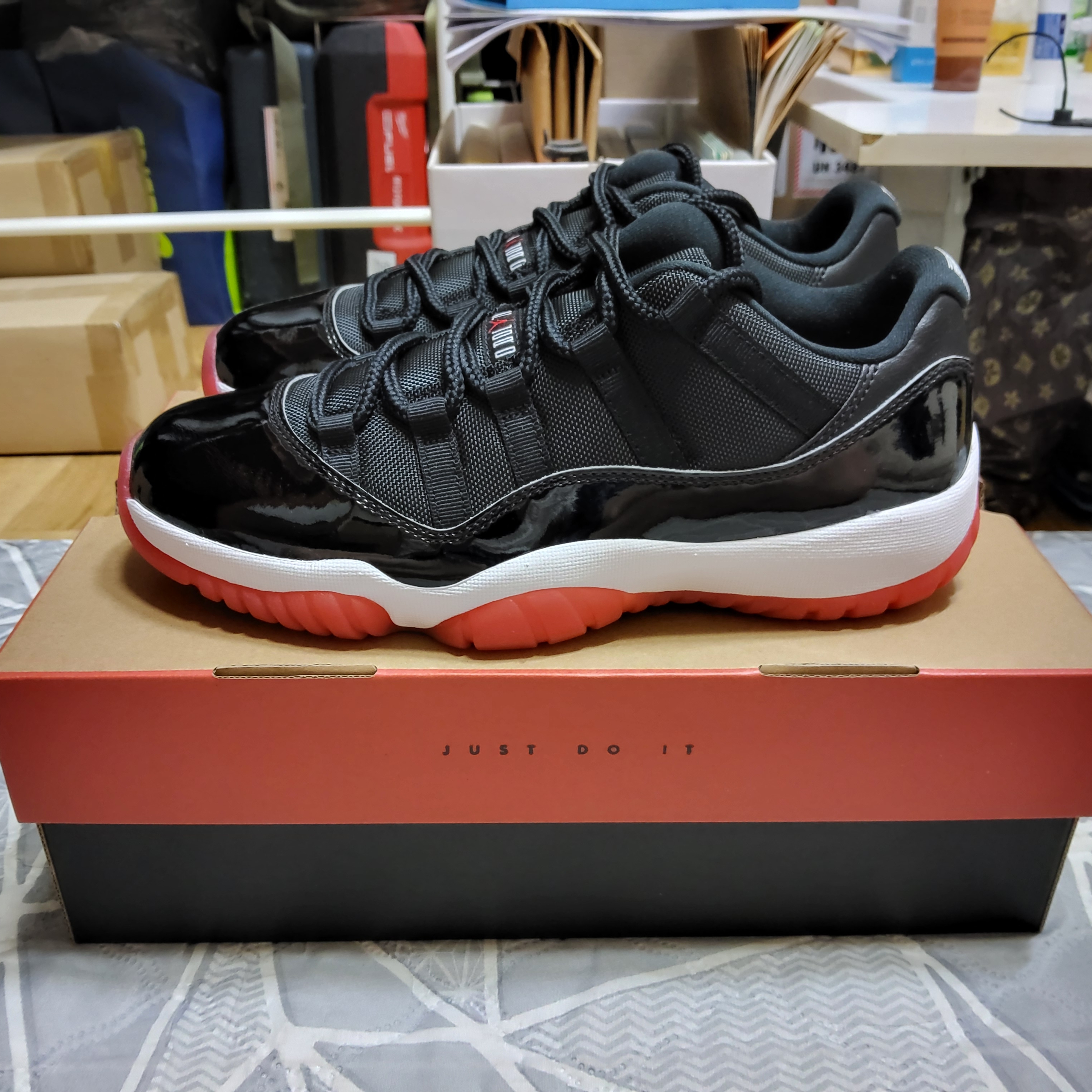 Jordan 11 Retro Low Bred 2025 착용 스타일 - 2