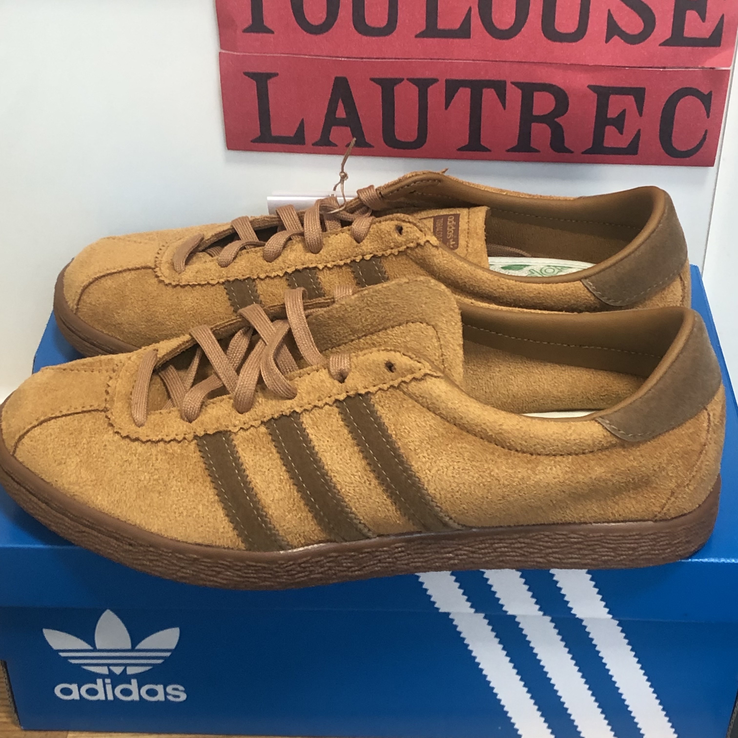 Adidas Tobacco Gruen Mesa Brown Desert 착용 스타일