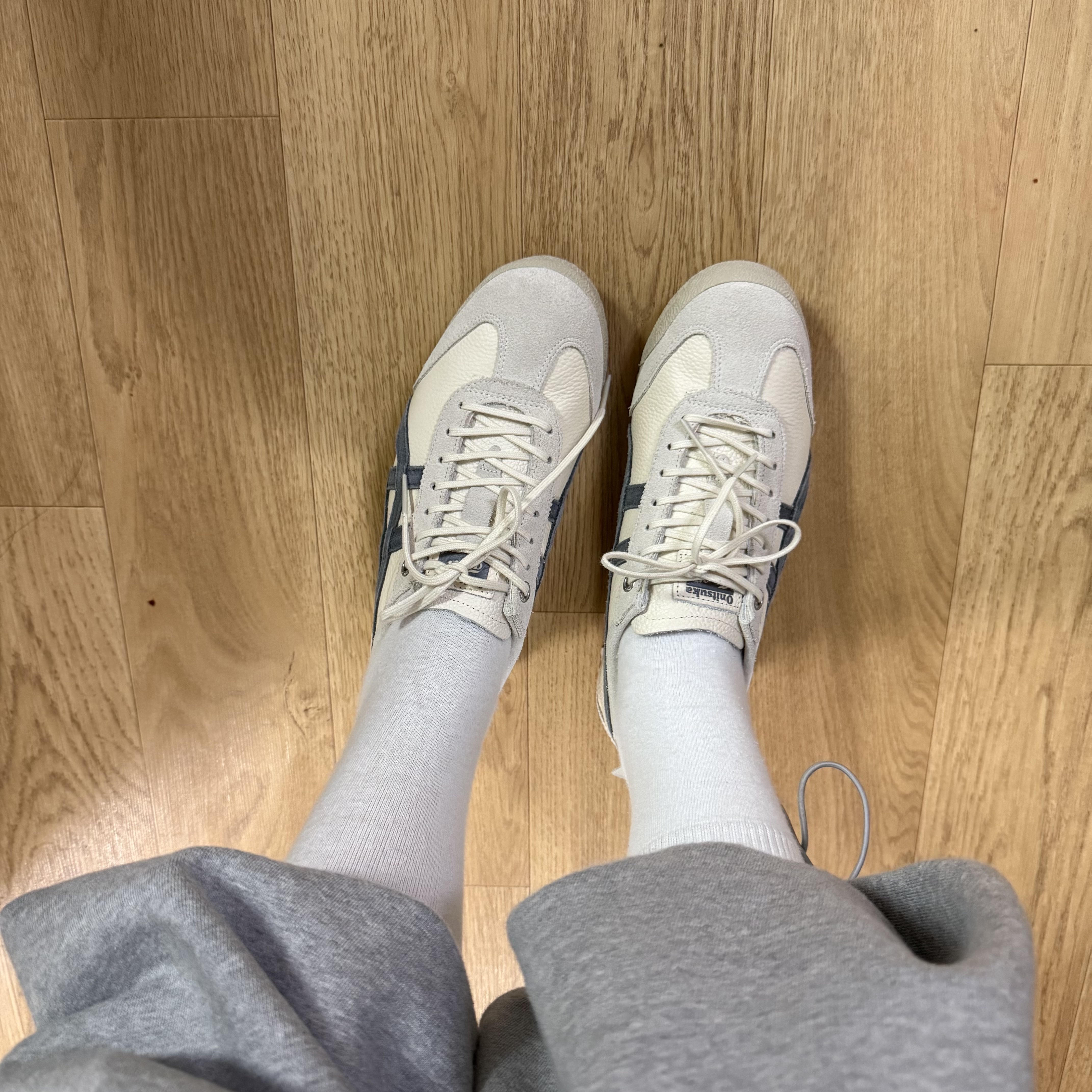 Onitsuka Tiger Mexico 66 SD Birch Metropolis 착용 스타일 - 1