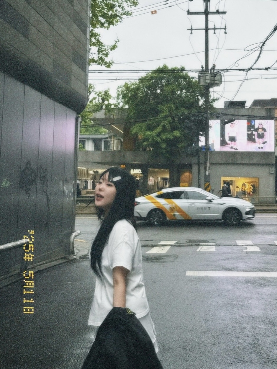 Human Made Heart Keyring Red, Human Made Military Card Case Navy 착용 스타일 - 4