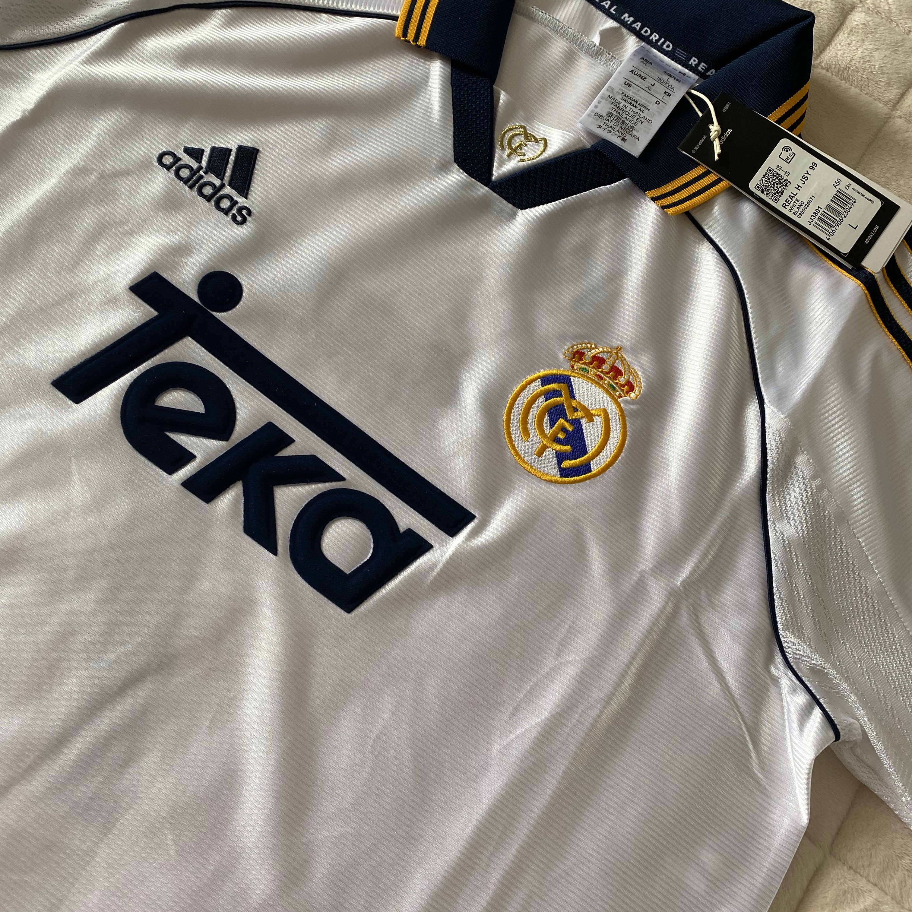 Adidas Real Madrid 99/00 Home Jersey White - KR Sizing (Non Marking Ver.) 착용 스타일 - 1