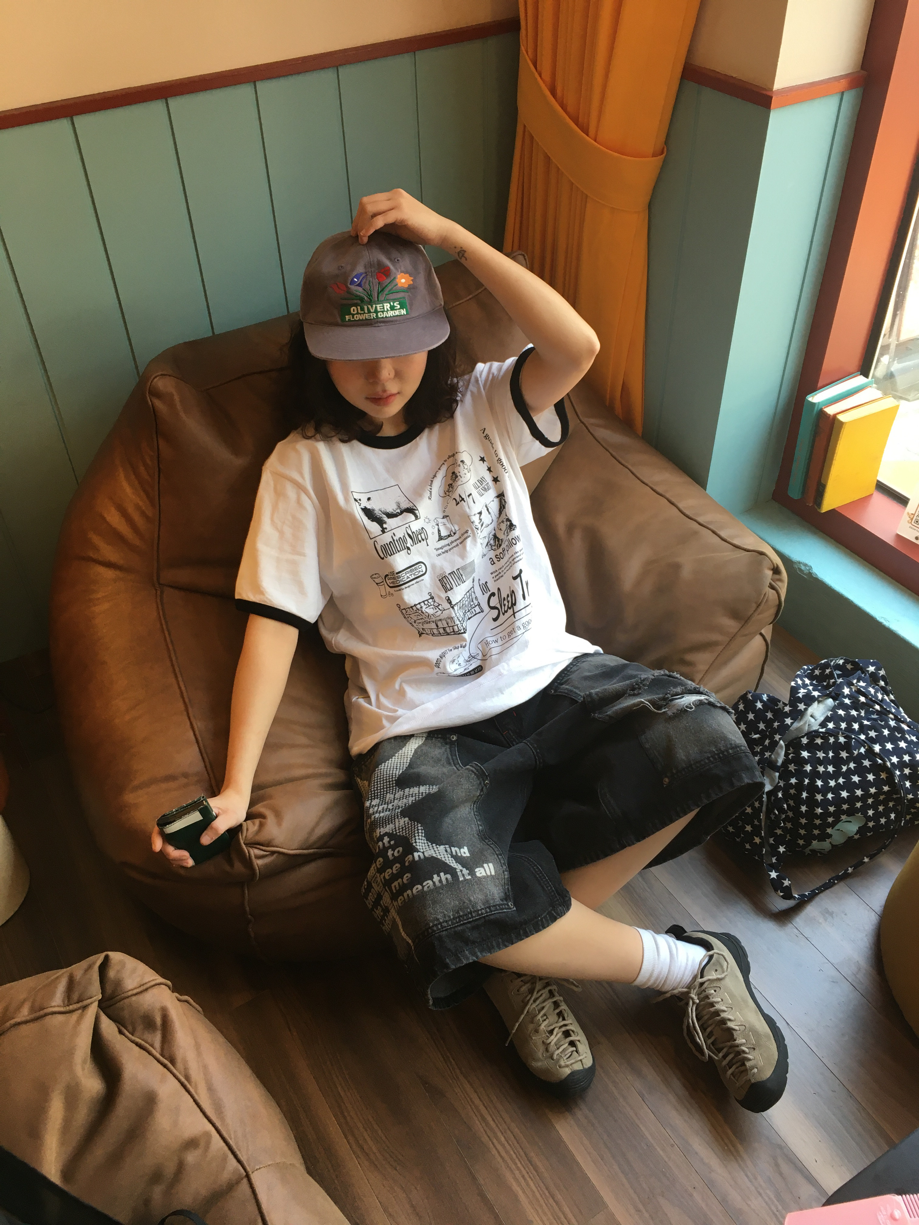 (W) Keen Jasper Suede Sneakers Silver Mink 착용 스타일 - 1