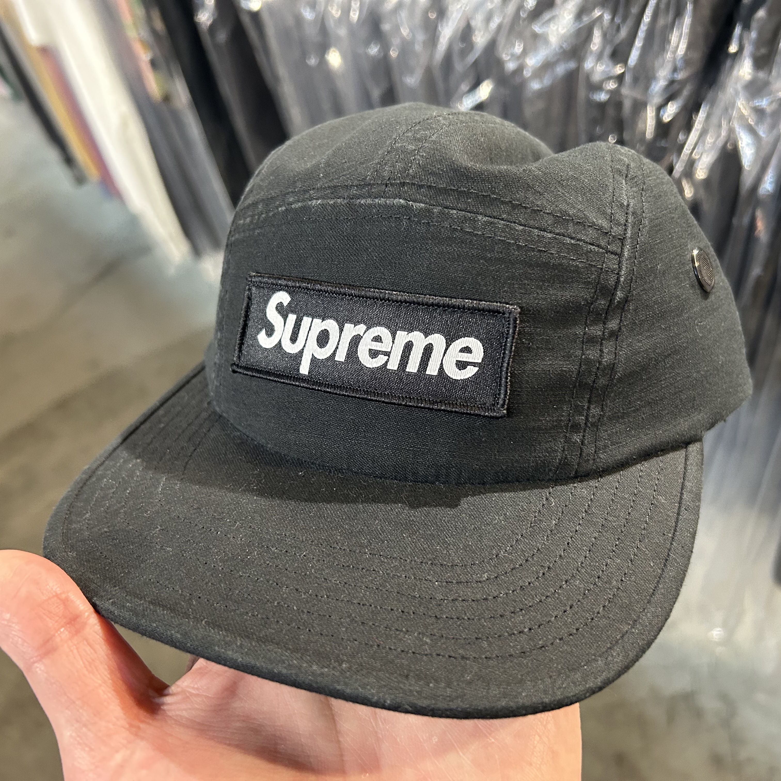 Jordan 1 Retro Low OG Game Royal, Supreme Military Camp Cap Black - 25SS 착용 스타일 - 3