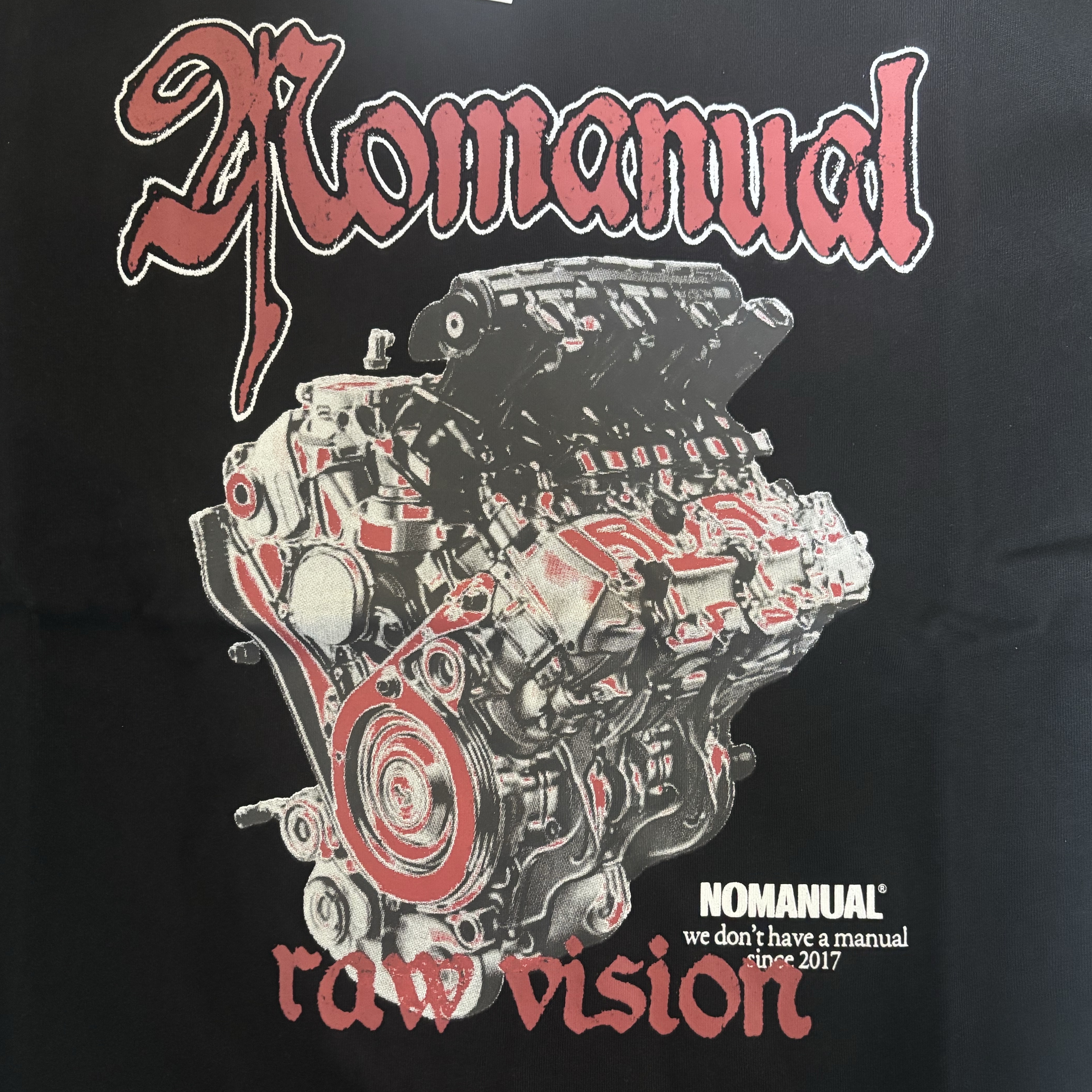 NOMANUAL NM Engine T-Shirt Black 착용 스타일