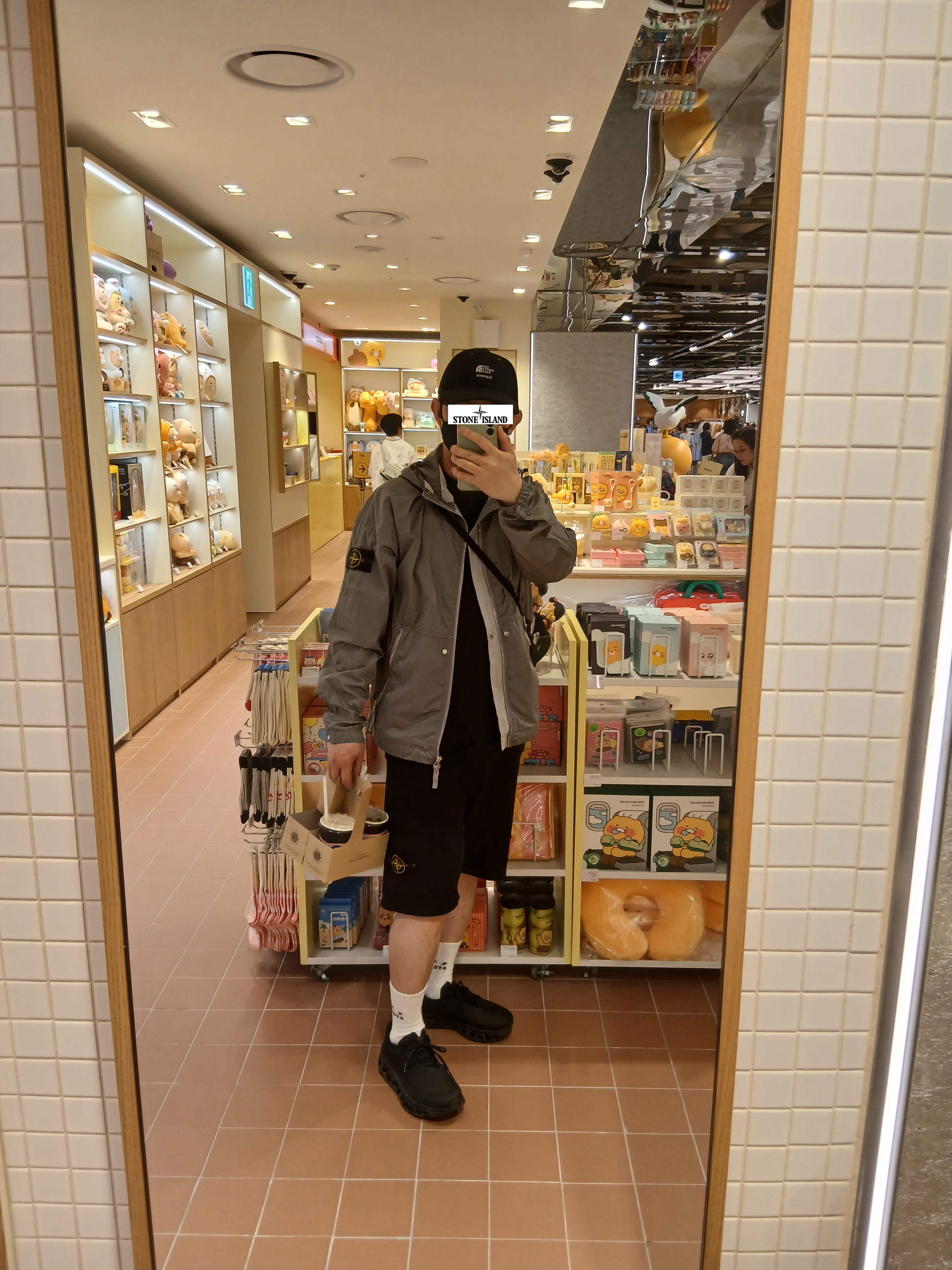 Arc'teryx Kragg SL Cotton Bird Word SS T-Shirt Black Electra, IAB Studio Socks White Black (5 Pack) 착용 스타일 - 8