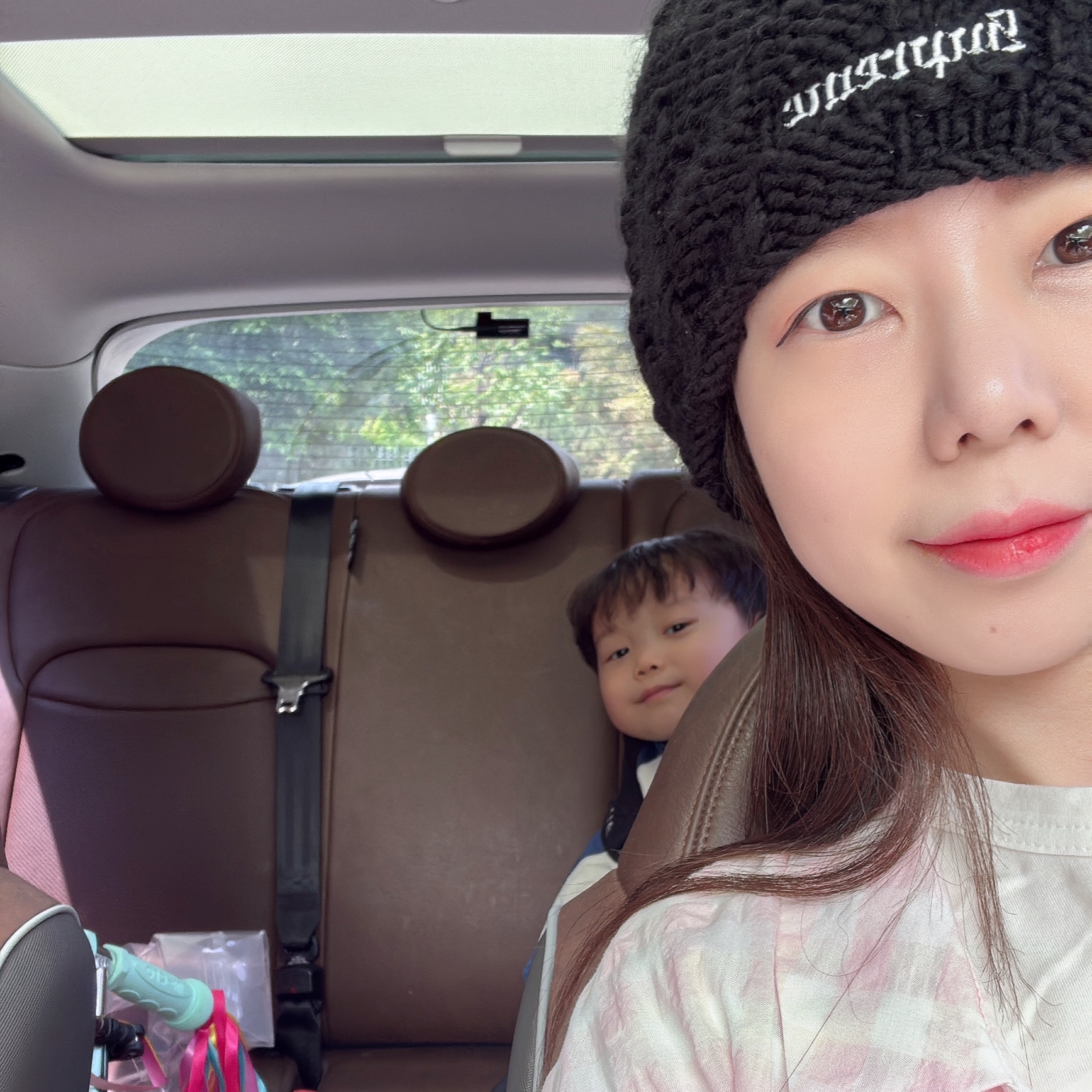 Supreme Block Knit Beanie Black - 25SS 착용 스타일 - 1