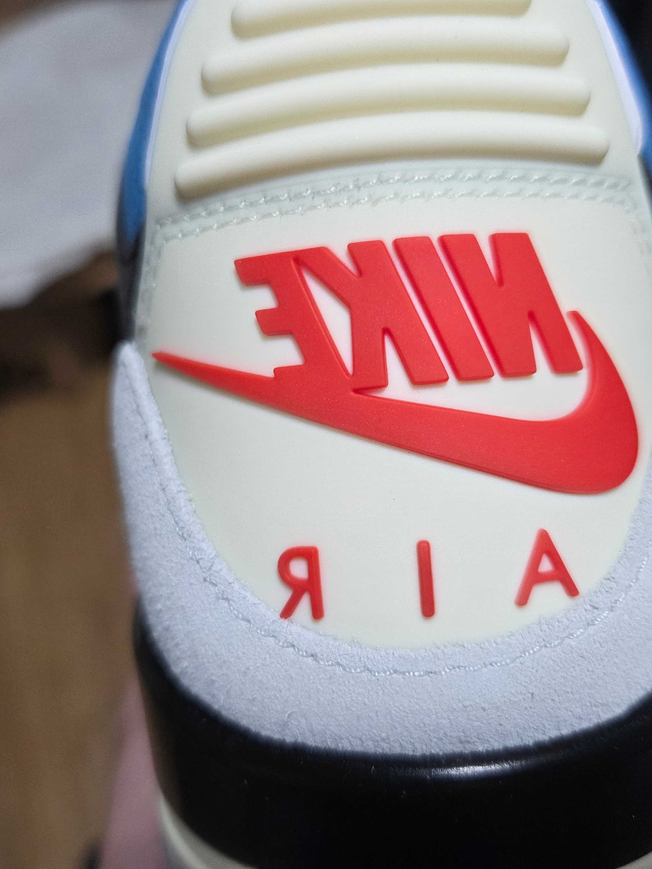 Jordan 3 Retro OG Rare Air 착용 스타일 - 5