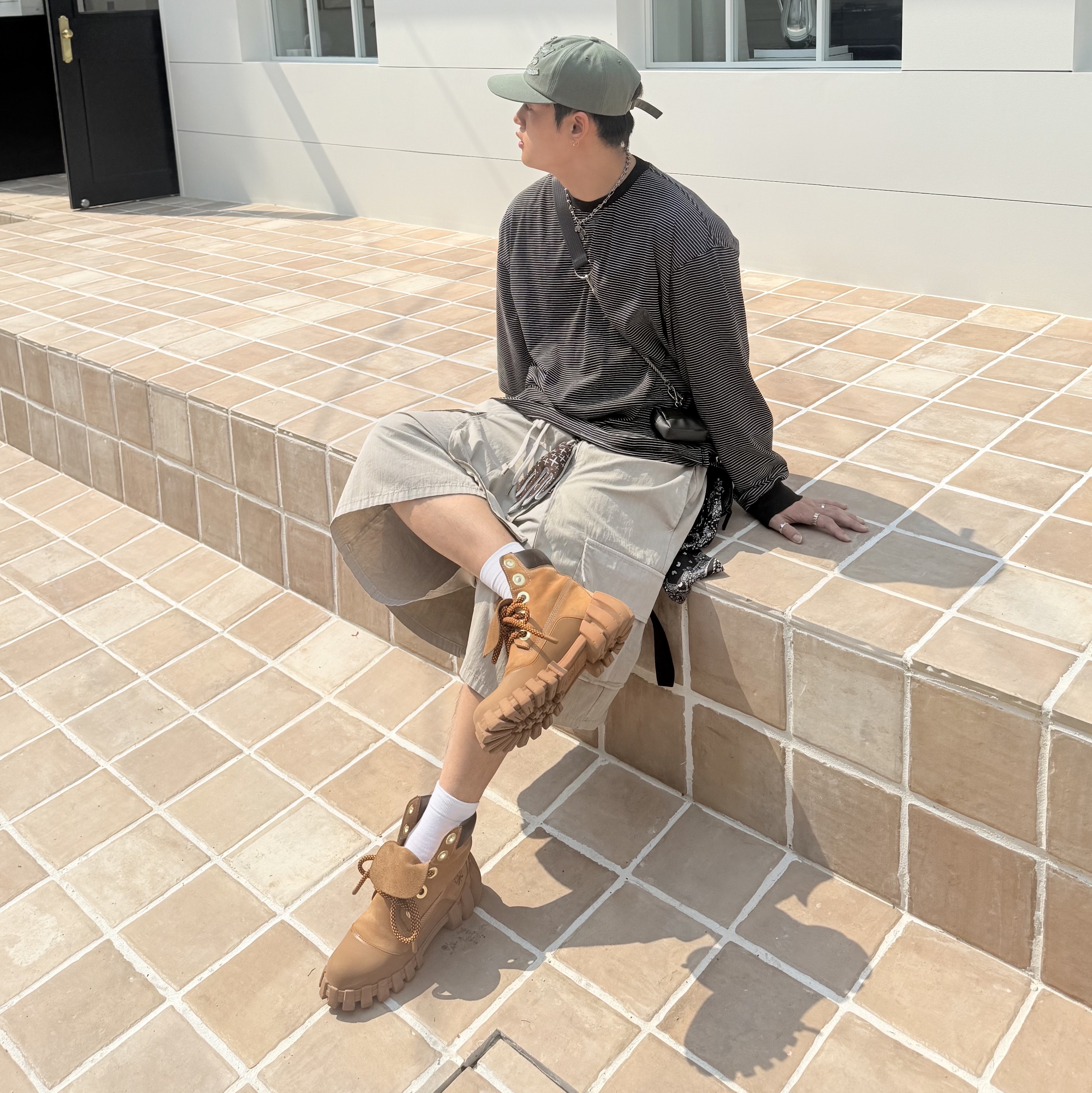 Timberland x Humberto Leon 6 Inch Boot Wheat Nubuck - Medium 착용 스타일 - 4