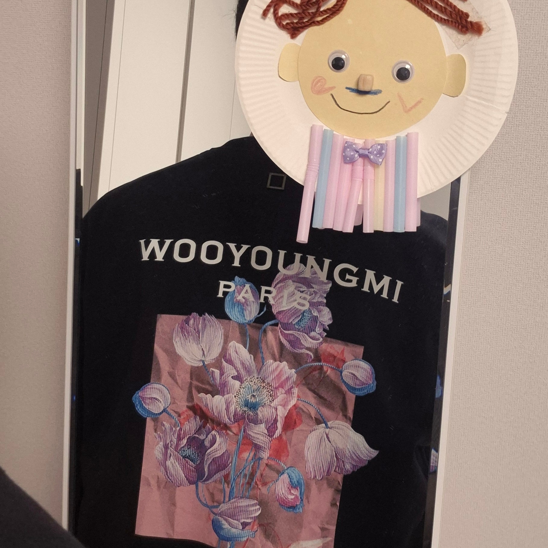 Wooyoungmi Mother of Pearl Back Logo T-Shirt Black - 25SS, Wooyoungmi 3D Flower Back Logo T-Shirt Black - 24FW 착용 스타일