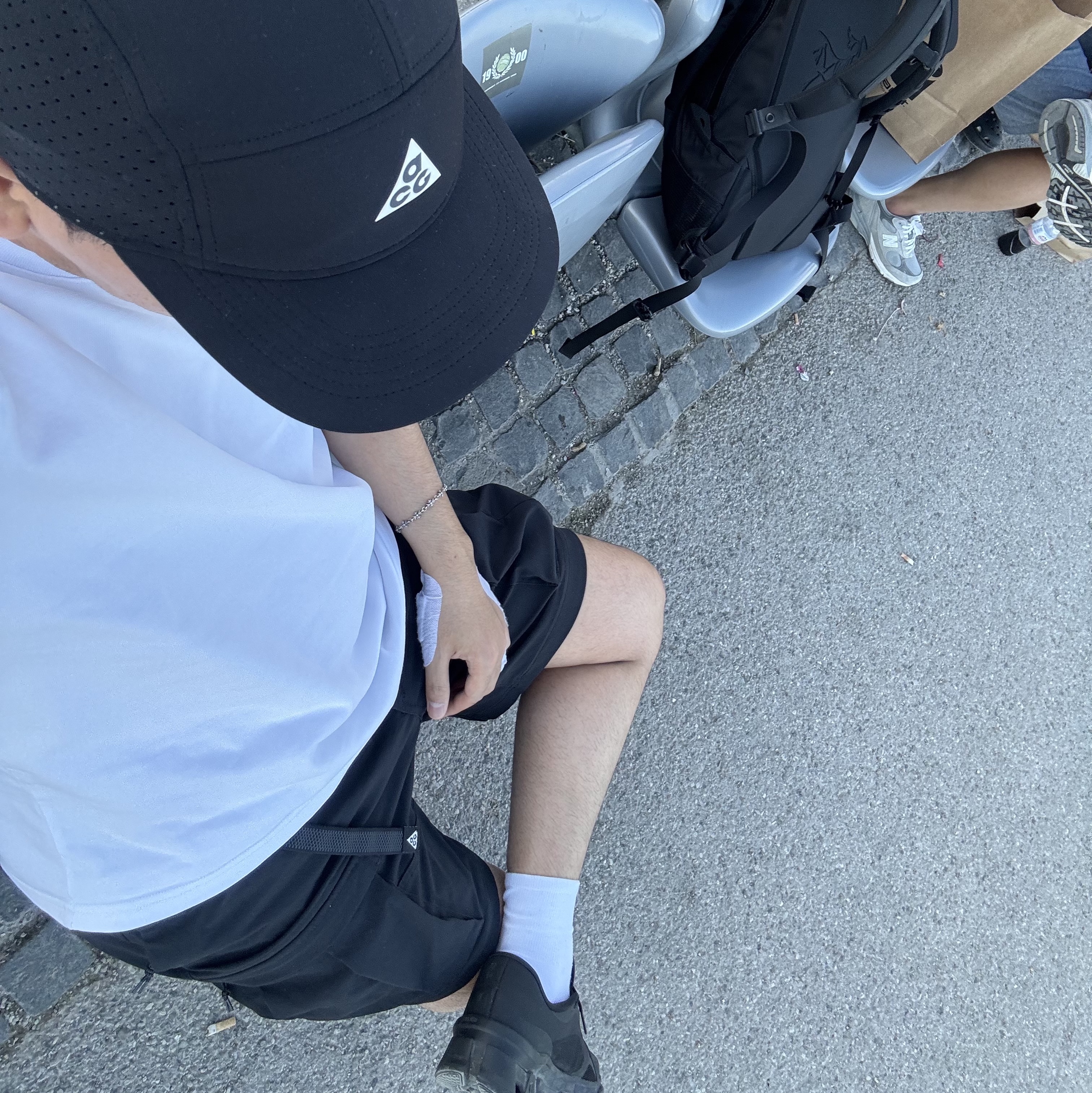 Nike ACG Dri-Fit UV Devastation Trail Shirt Black Summit White - Asia, Nike ACG Fly Cap Black 착용 스타일 - 2