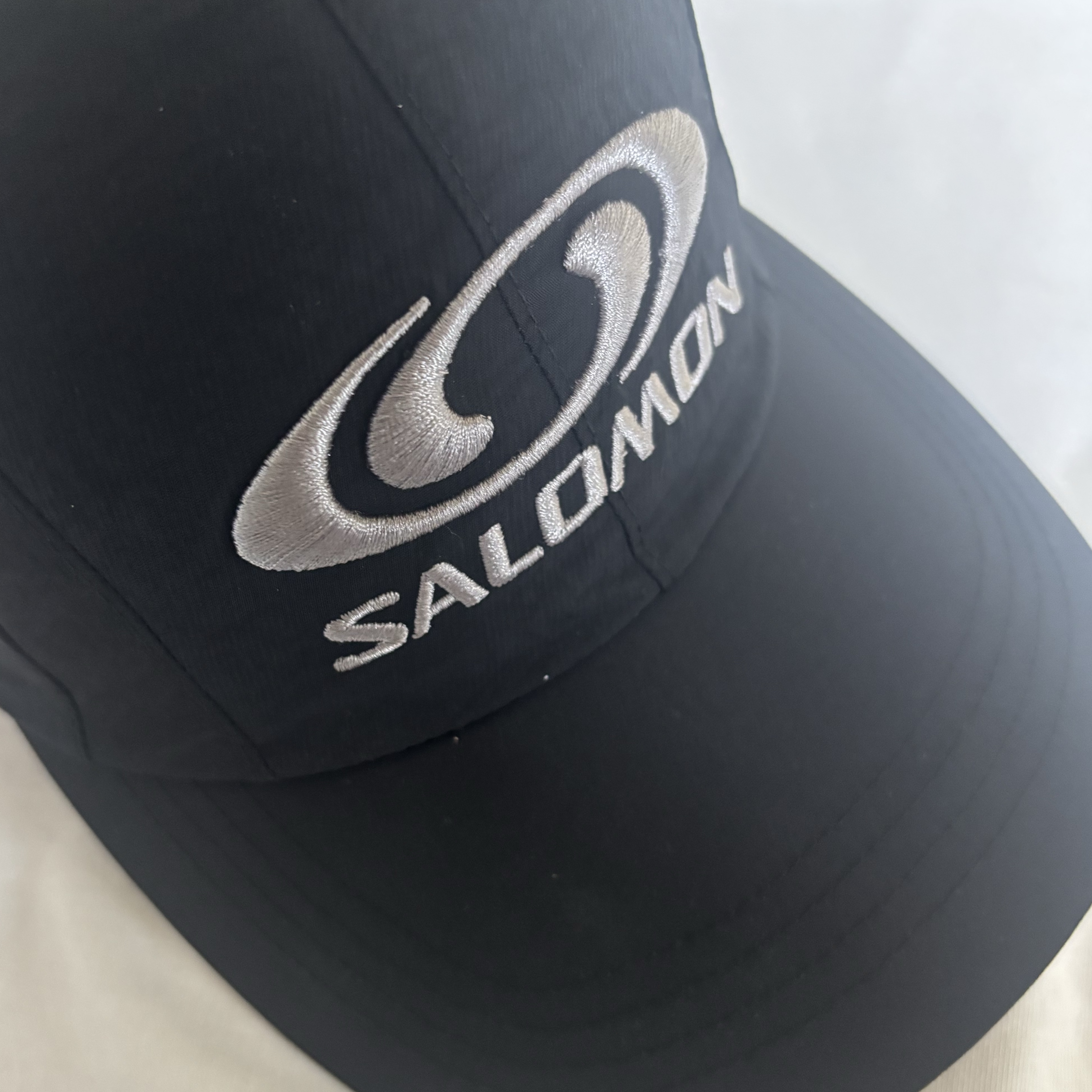 Salomon Link Camp Cap Black 착용 스타일