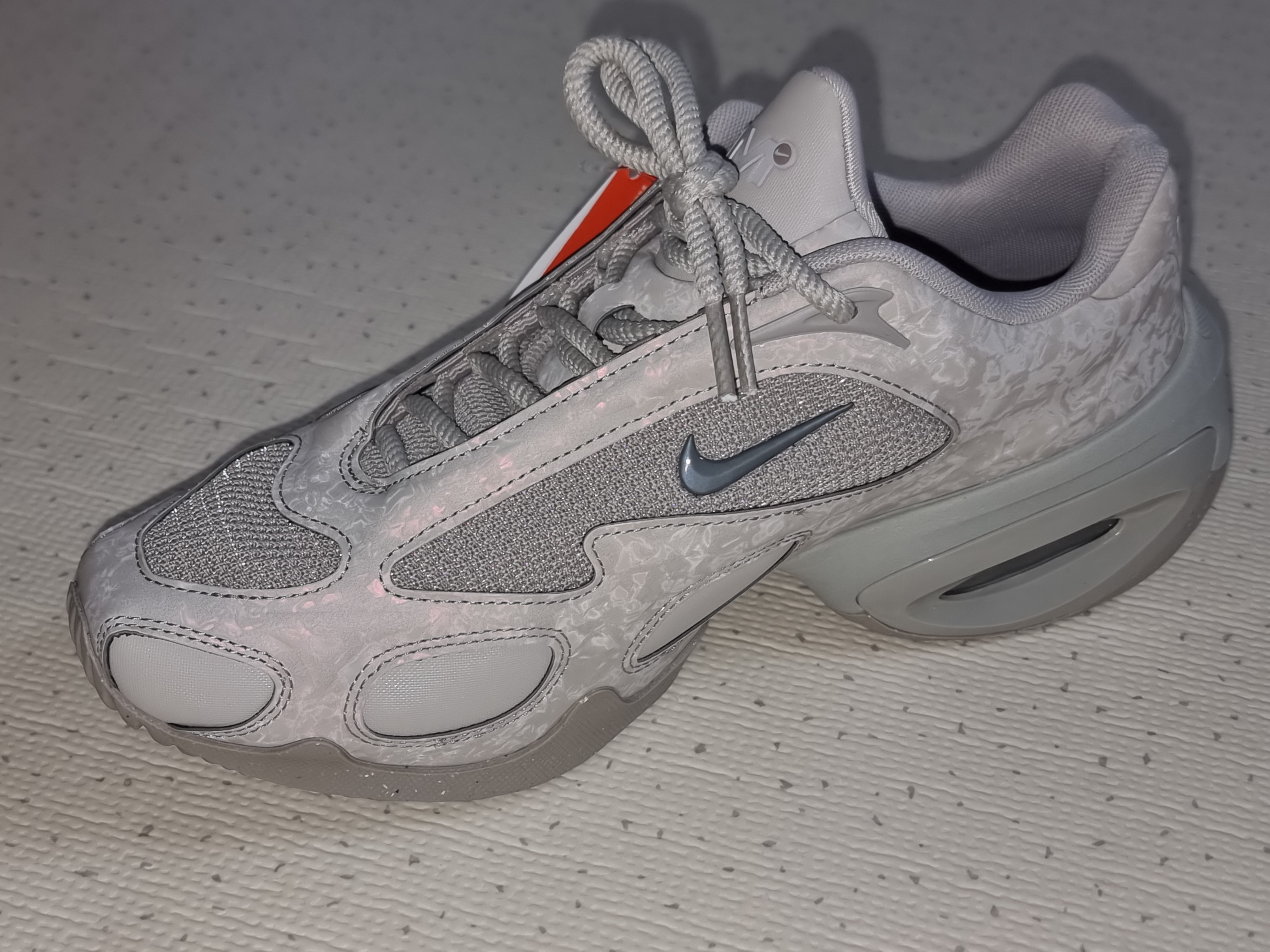 (W) Nike Air Max Muse College Grey 착용 스타일