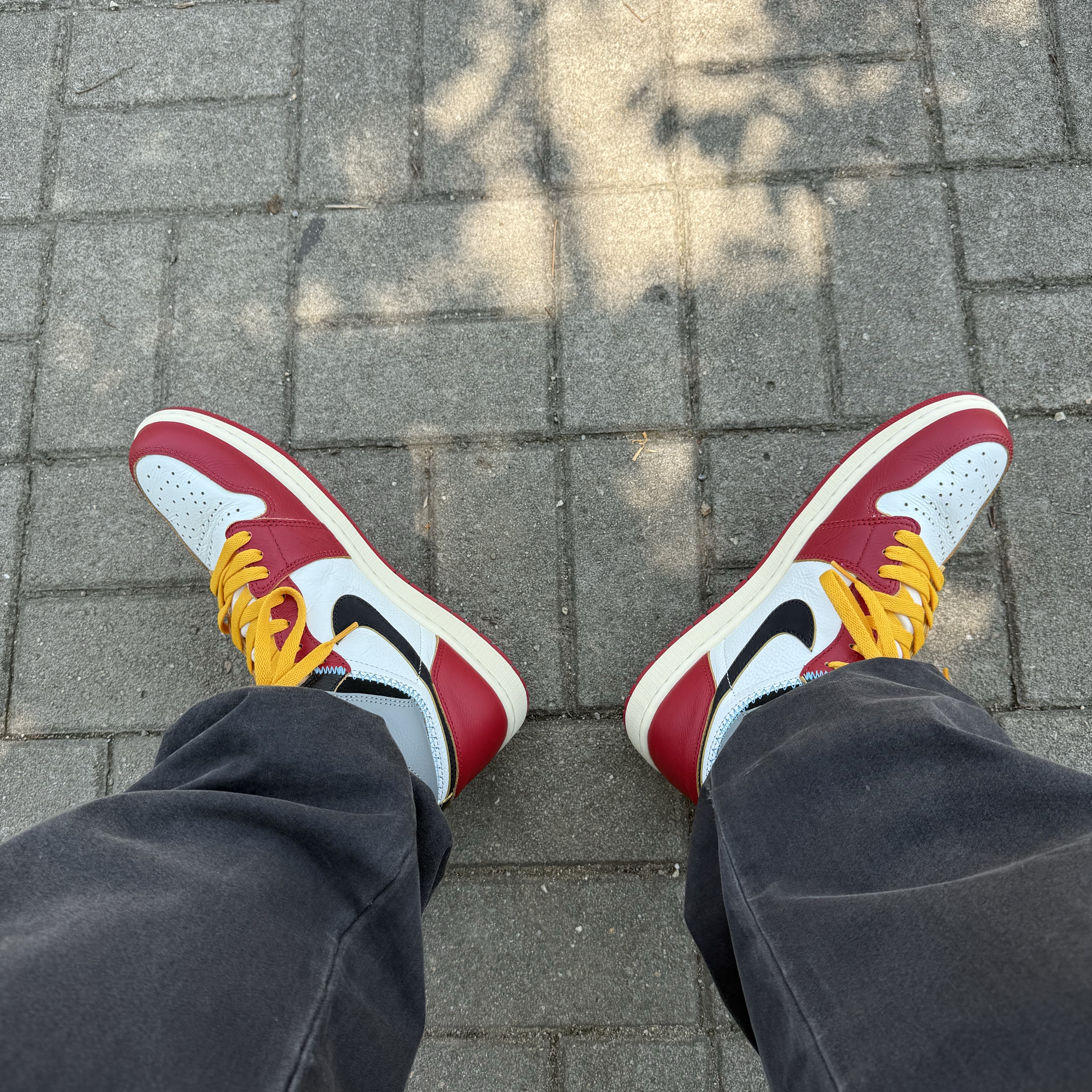 Jordan 1 x Union Retro High OG Chicago Shadow 착용 스타일 - 2
