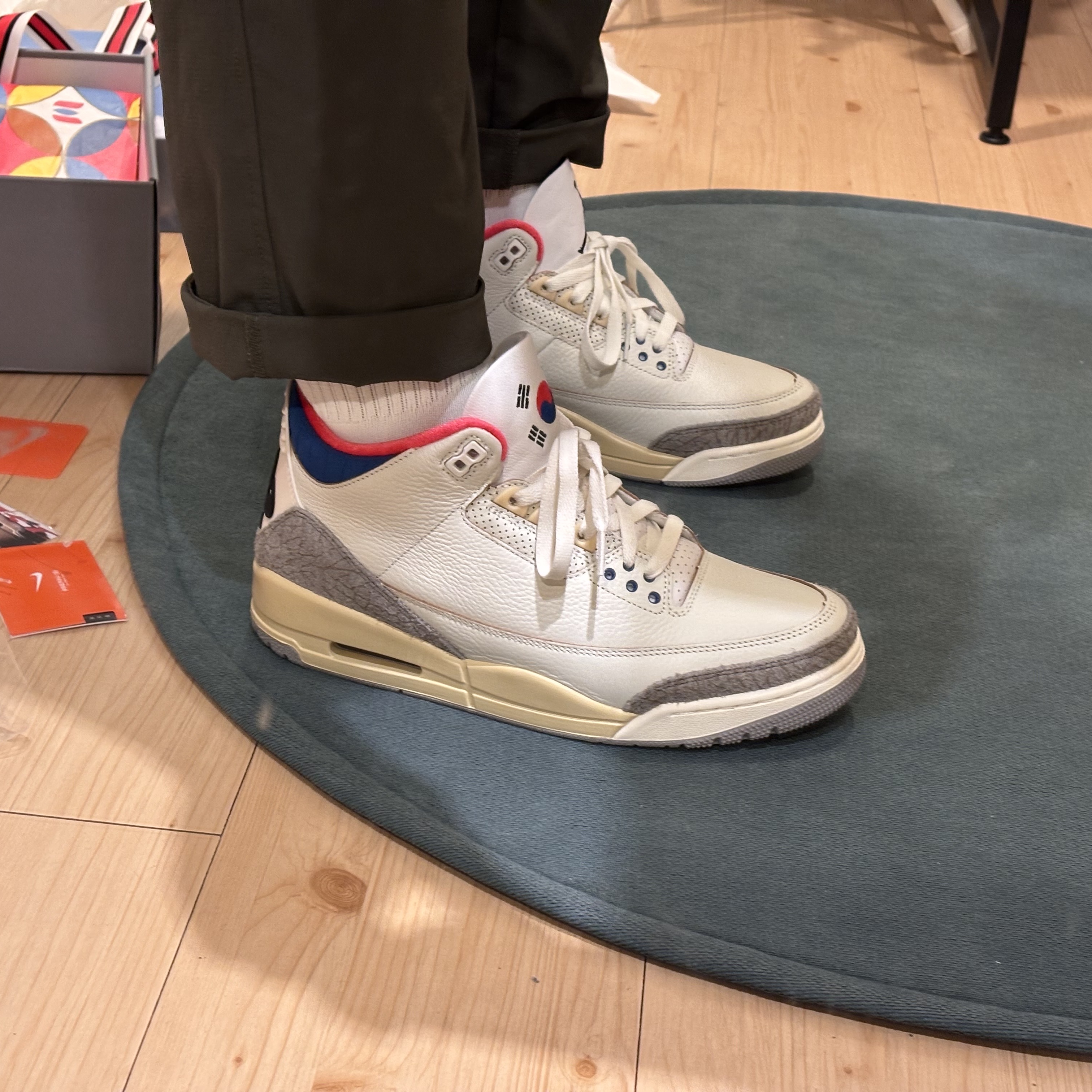 Jordan 3 Retro Seoul 2.0 착용 스타일 - 7