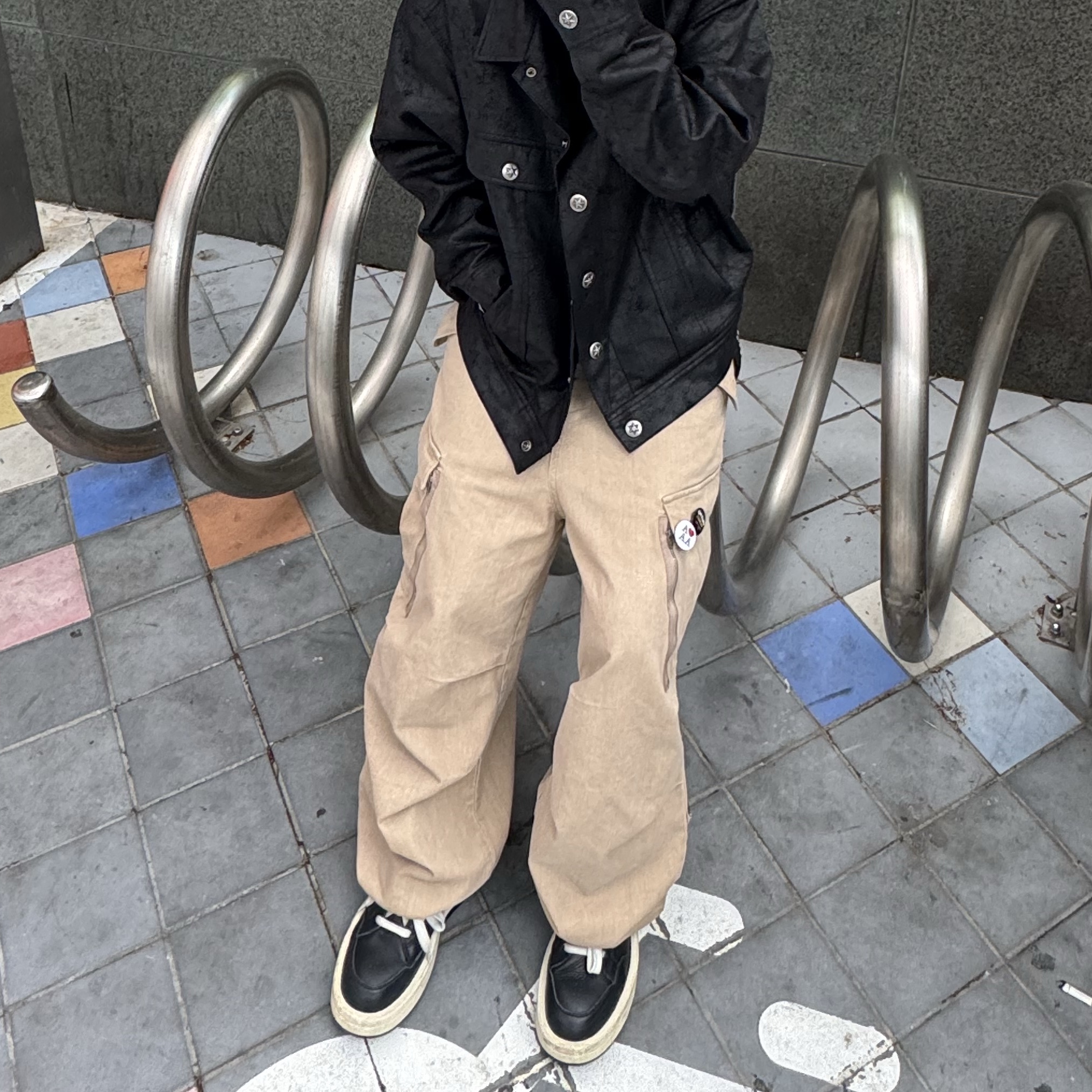 Aoiro Hikari Snap M65 Zip Pants Camel - AFF & The Hyundai Seoul Exclusive, Converse x Drkshdw Turbowpn Black Cream 착용 스타일 - 2
