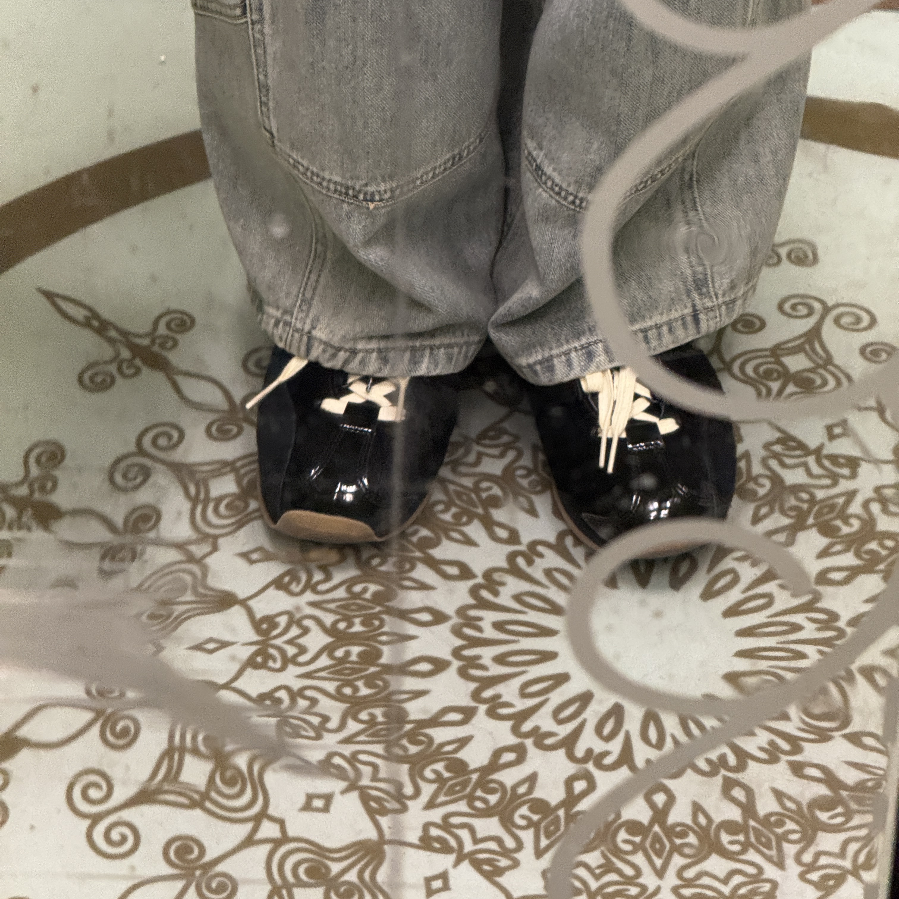 Adidas x Song for the Mute Country OG Core Black Cream White 착용 스타일 - 2