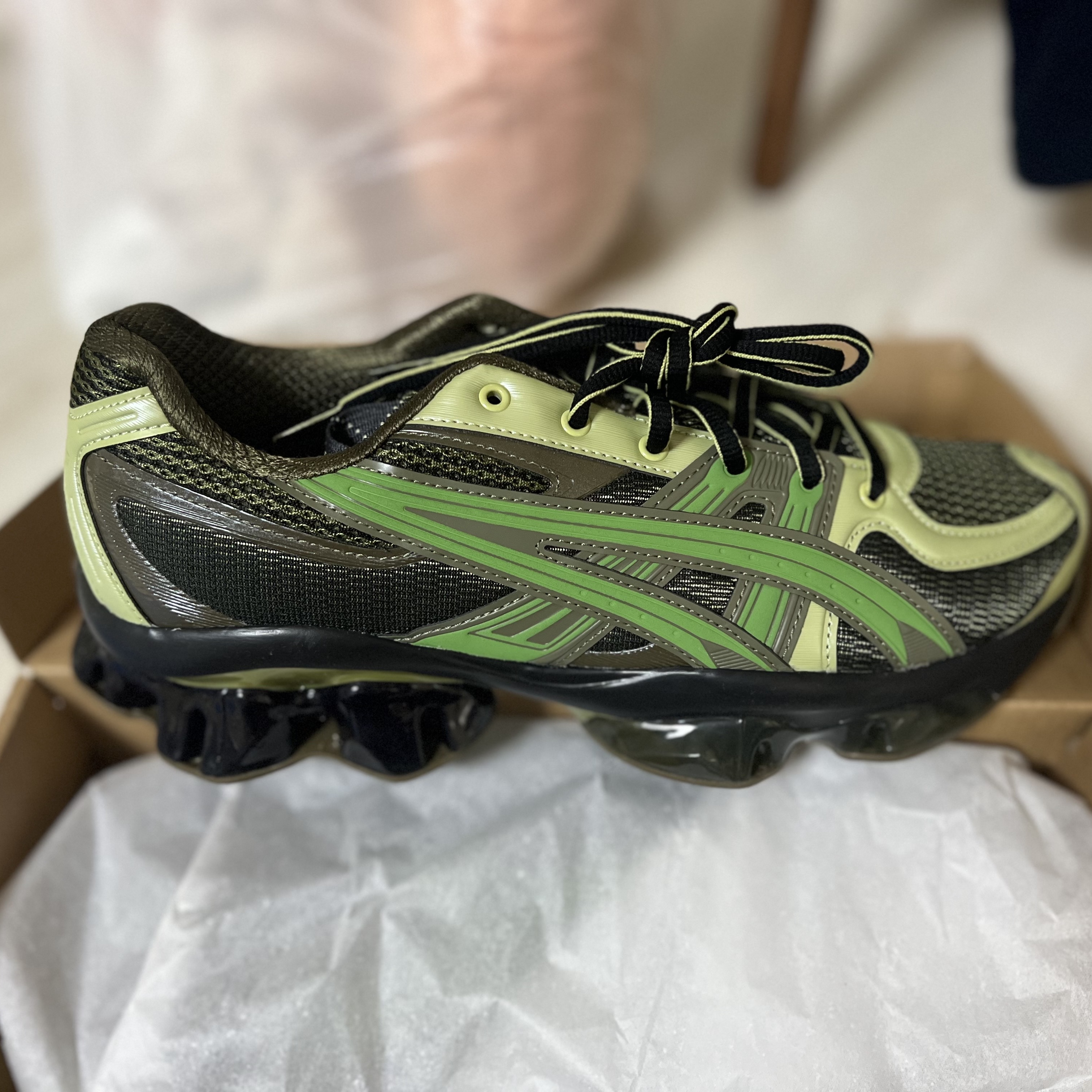 Asics US5-S Gel-Quantum Kinetic Moss Bamboo 착용 스타일 - 8