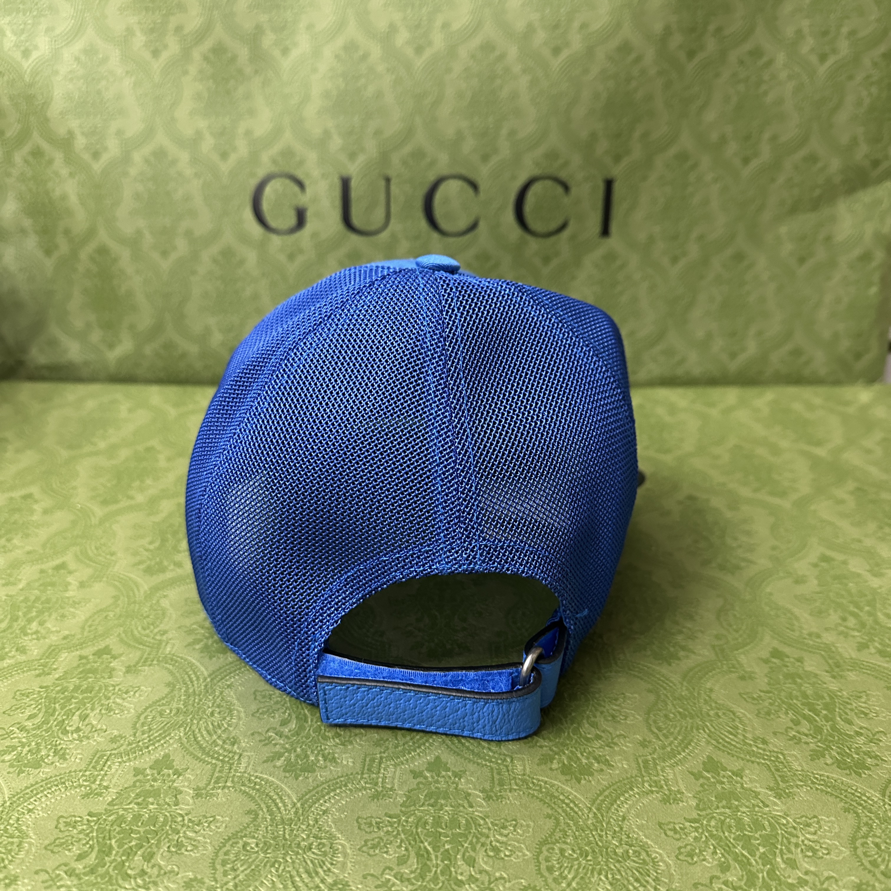 Gucci Baseball Hat with Patch Blue 착용 스타일 - 3
