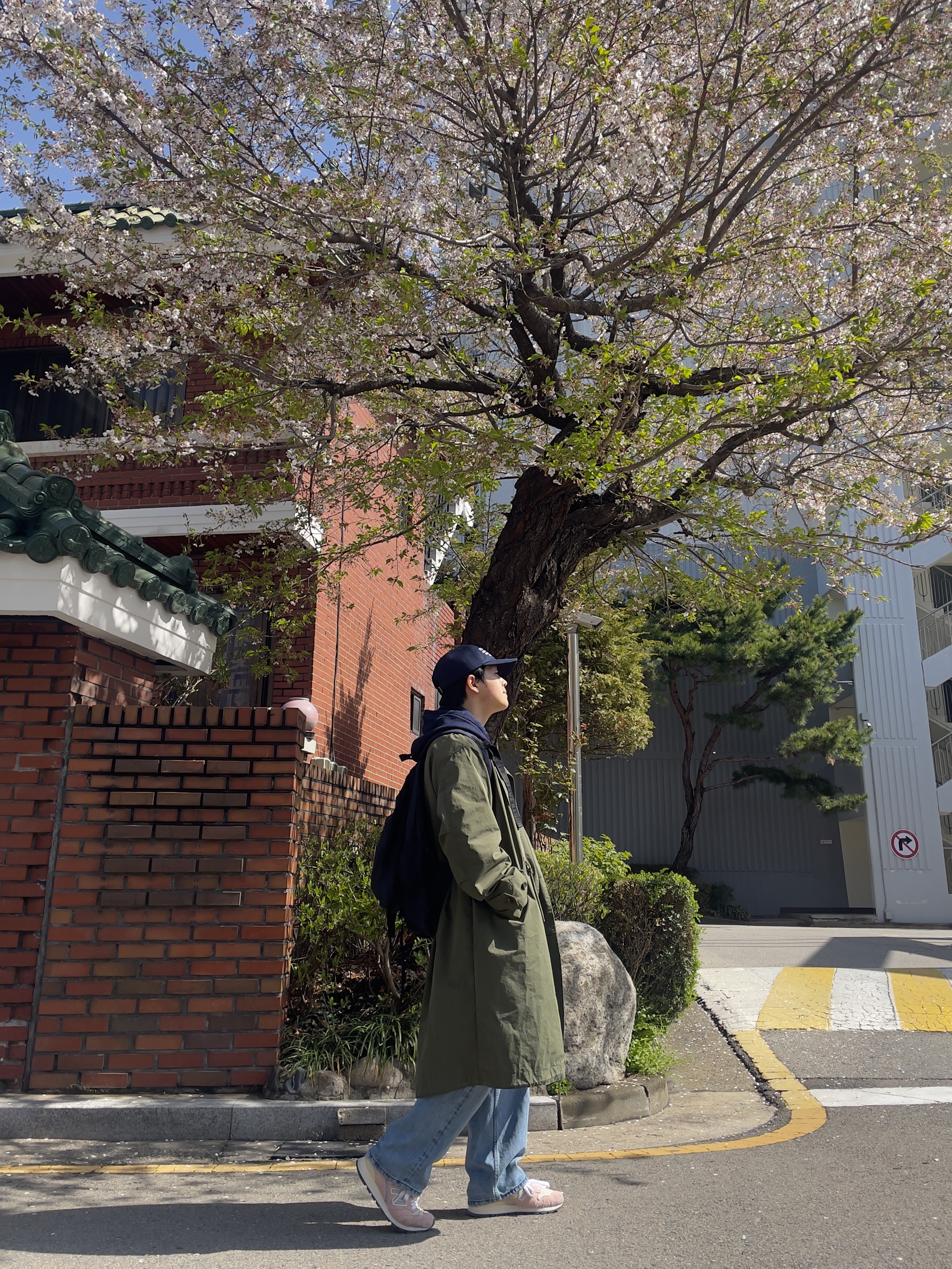 New Balance Made in USA 996 Pink Haze Silver, Uniqlo UT x CPFM x SpongeBob Sweat Pull Parka C Navy 착용 스타일 - 2