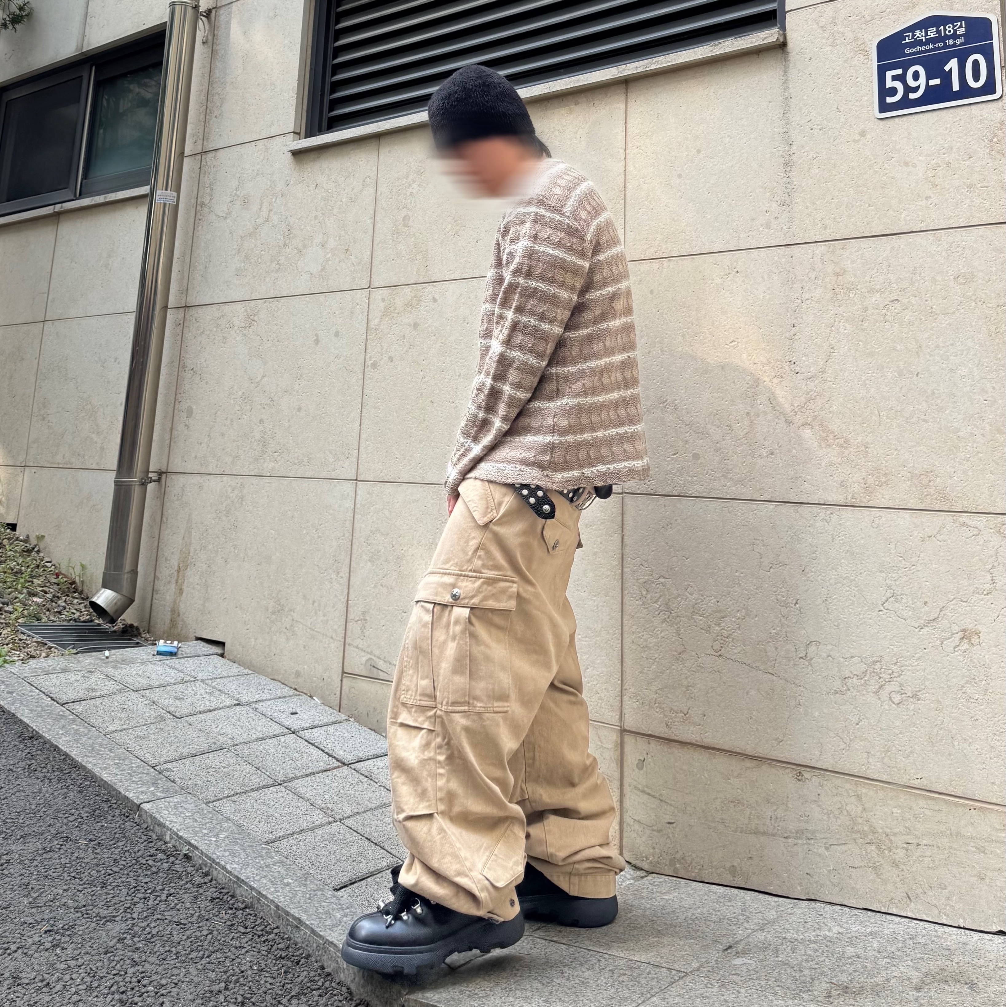 Aoiro Hikari Snap M65 Pants Tan, Burberry Leather Trek Boots Black 착용 스타일 - 4