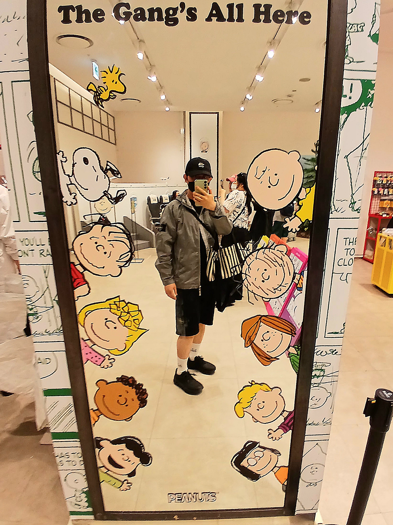 Supreme x The North Face Split 6-Panel Black - 24SS, Stone Island 6200012 Organic Cotton Fleece Pocket Details Cargo Bermuda Shorts Black - 25SS 착용 스타일 - 2
