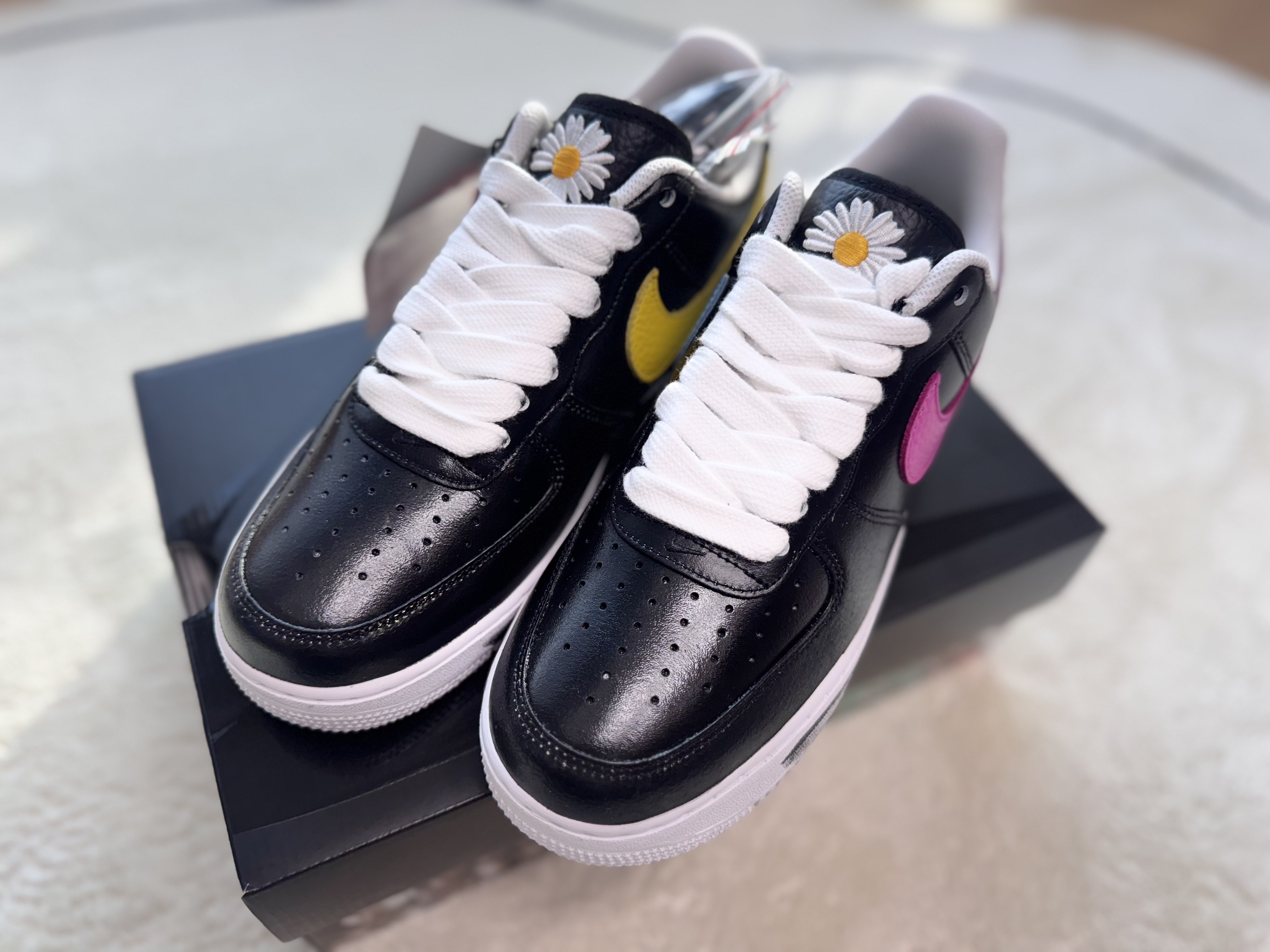 Nike x Peaceminusone Air Force 1 Low Para-Noise 3.0 Black and Multicolor 착용 스타일 - 3