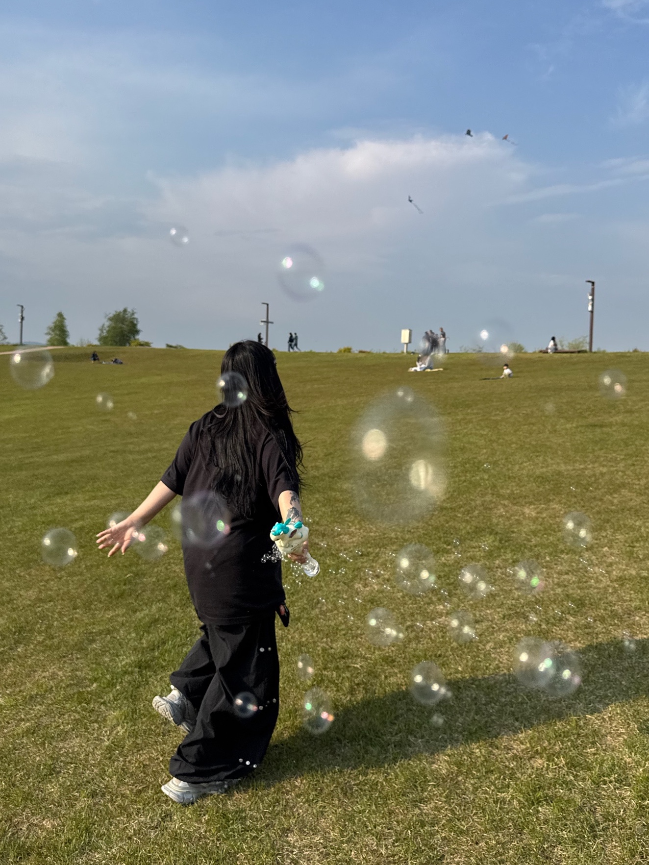 Supreme Announcing T-Shirt Black - 25SS, Balenciaga 3XL Sneakers Light Beige 착용 스타일 - 3