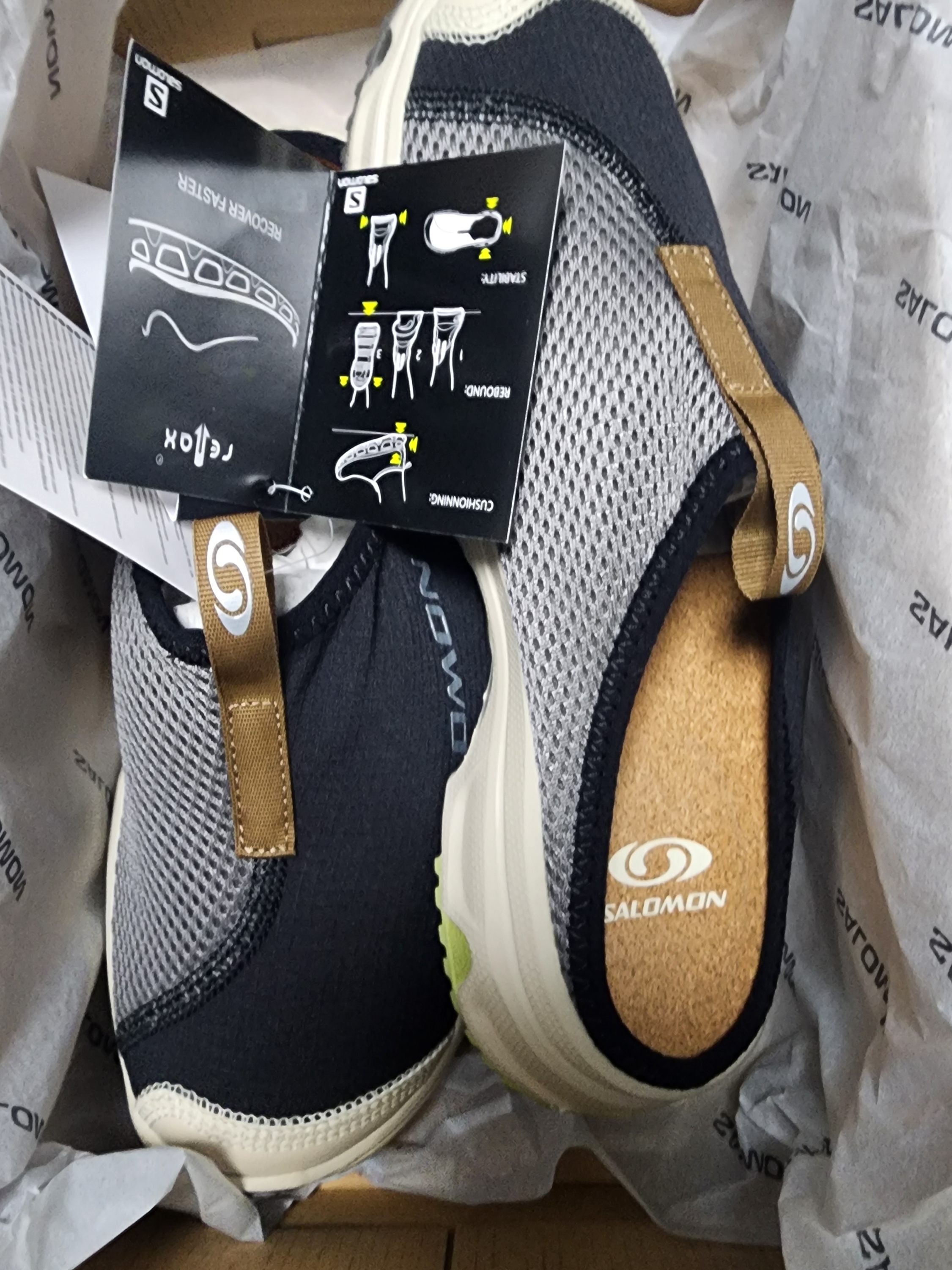 Salomon RX Slide 3.0 Black Plum Kitten 착용 스타일