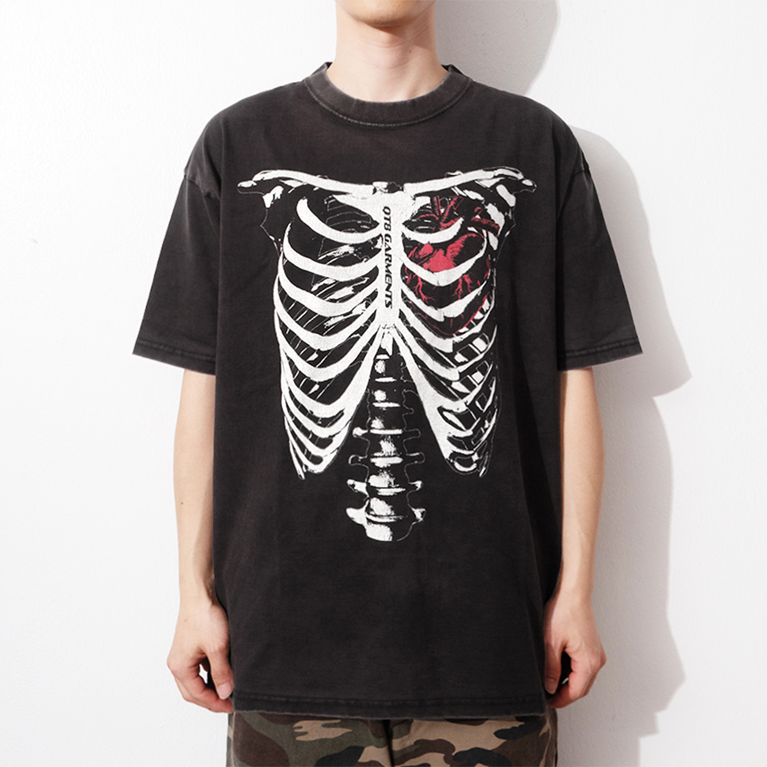 큐티에잇 가먼츠 본즈 AQ 워시드 티 블랙(QT8 GARMENTS Bones AQ Washed Tee Black) - 3