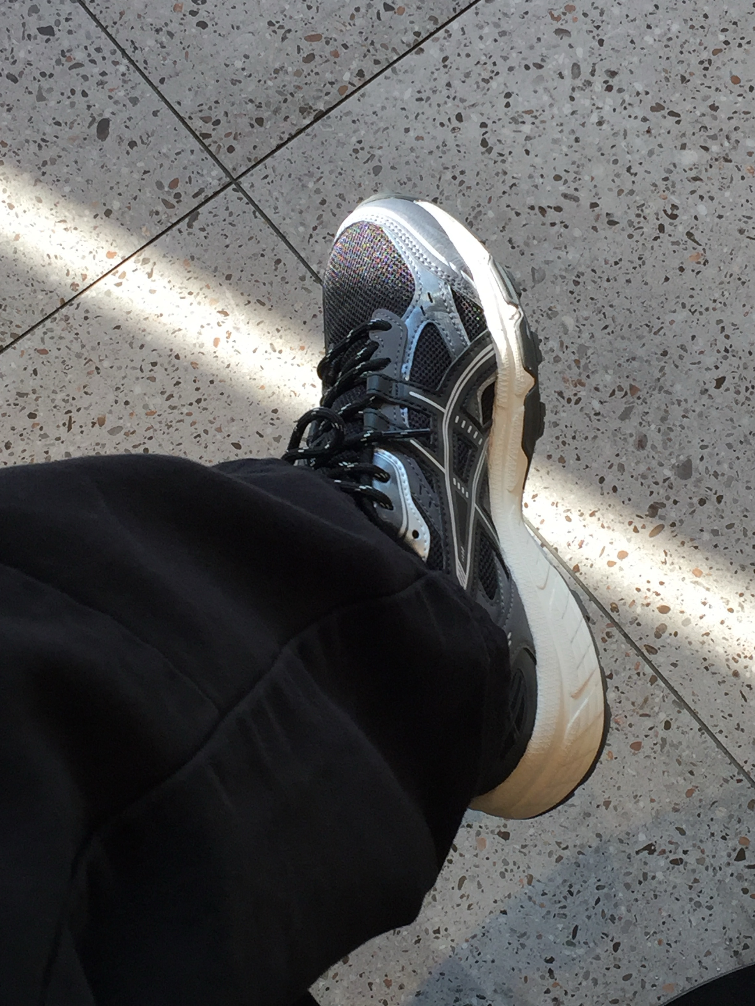 Asics Gel-Nunobiki Black Obsidian Grey, New Era 59Fifty MLB Authentic New York Yankees Game Navy 착용 스타일 - 4